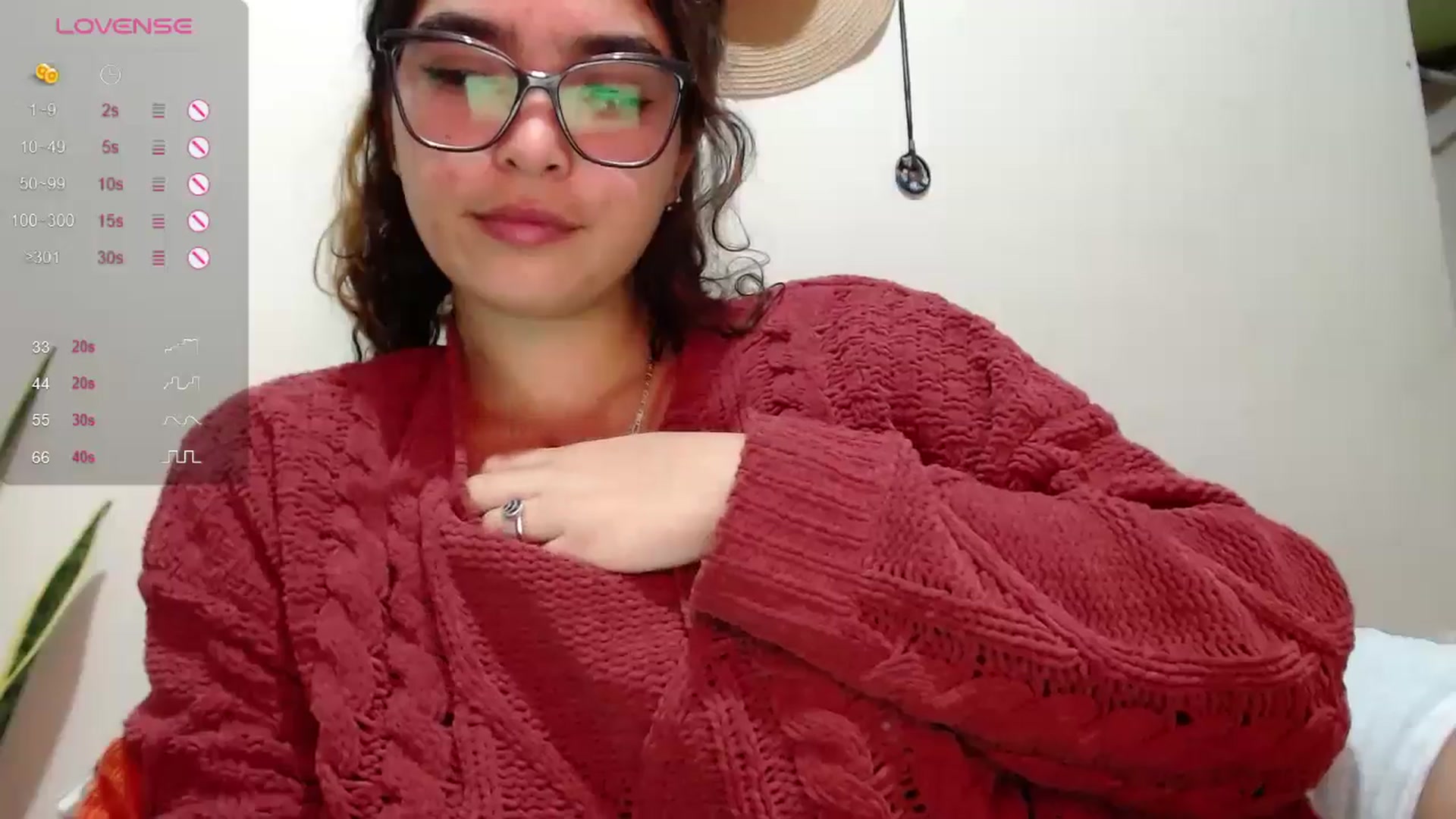 Gallery image thumbnail from Ariagaleo's myfreecams stream on, 06/12/2024, 06:19 image 8 of 20