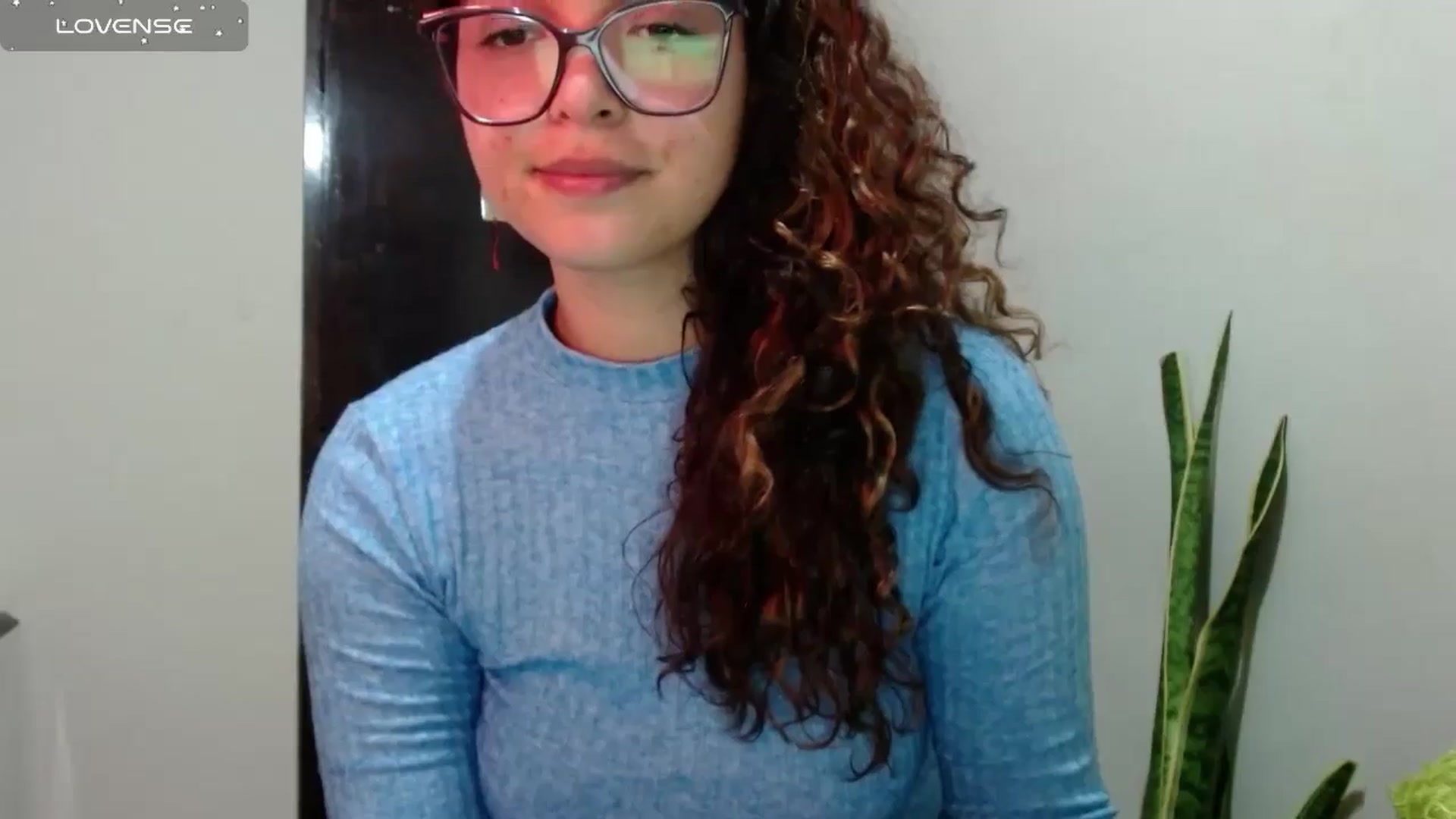 Gallery image thumbnail from Ariagaleo's myfreecams stream on, 06/14/2024, 22:03 image 18 of 20