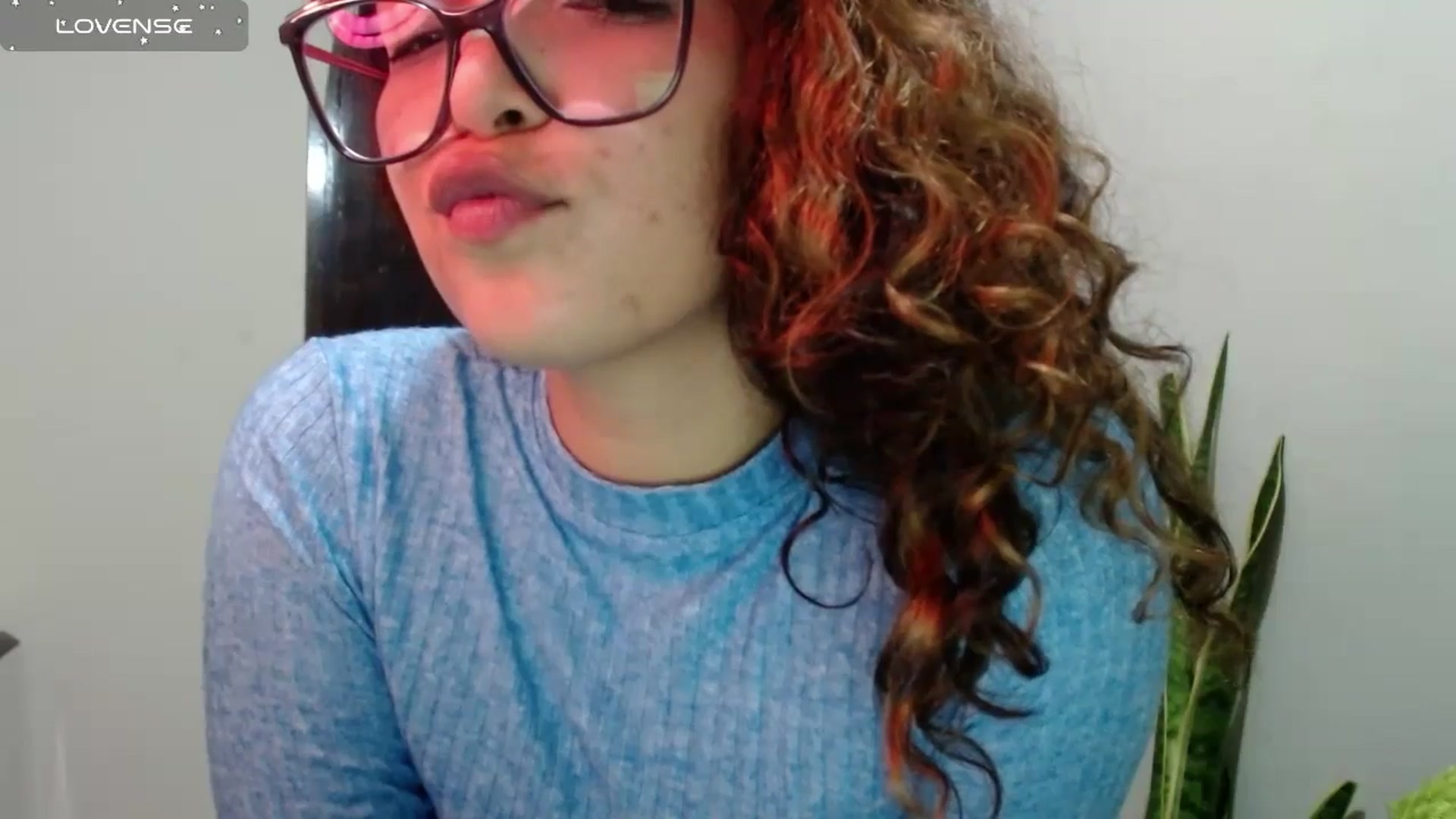 Gallery image thumbnail from Ariagaleo's myfreecams stream on, 06/14/2024, 22:03 image 19 of 20