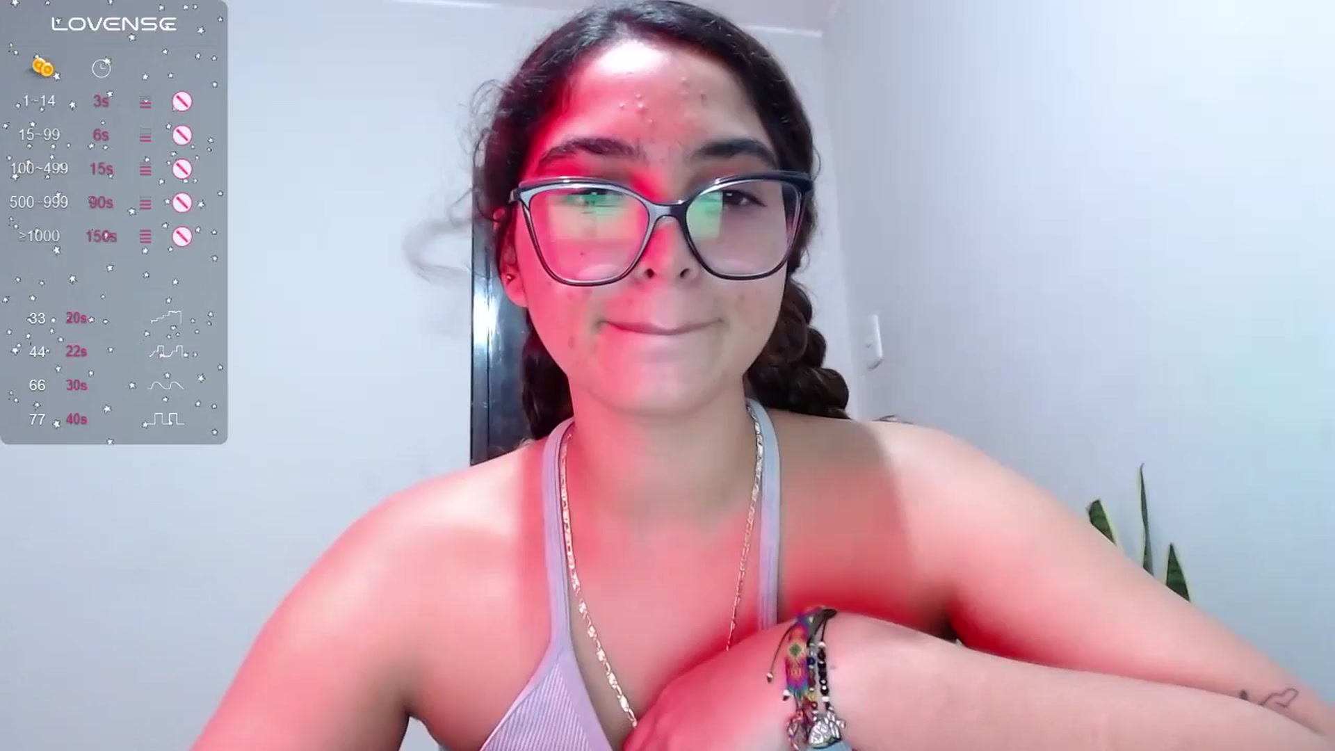 Gallery image thumbnail from Ariagaleo's myfreecams stream on, 06/17/2024, 04:01 image 1 of 20