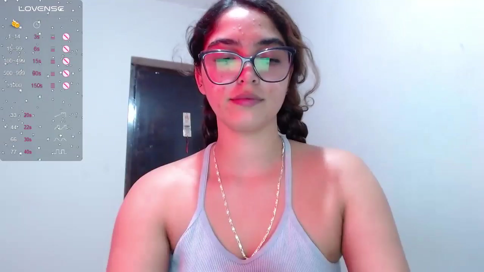 Gallery image thumbnail from Ariagaleo's myfreecams stream on, 06/17/2024, 04:01 image 6 of 20