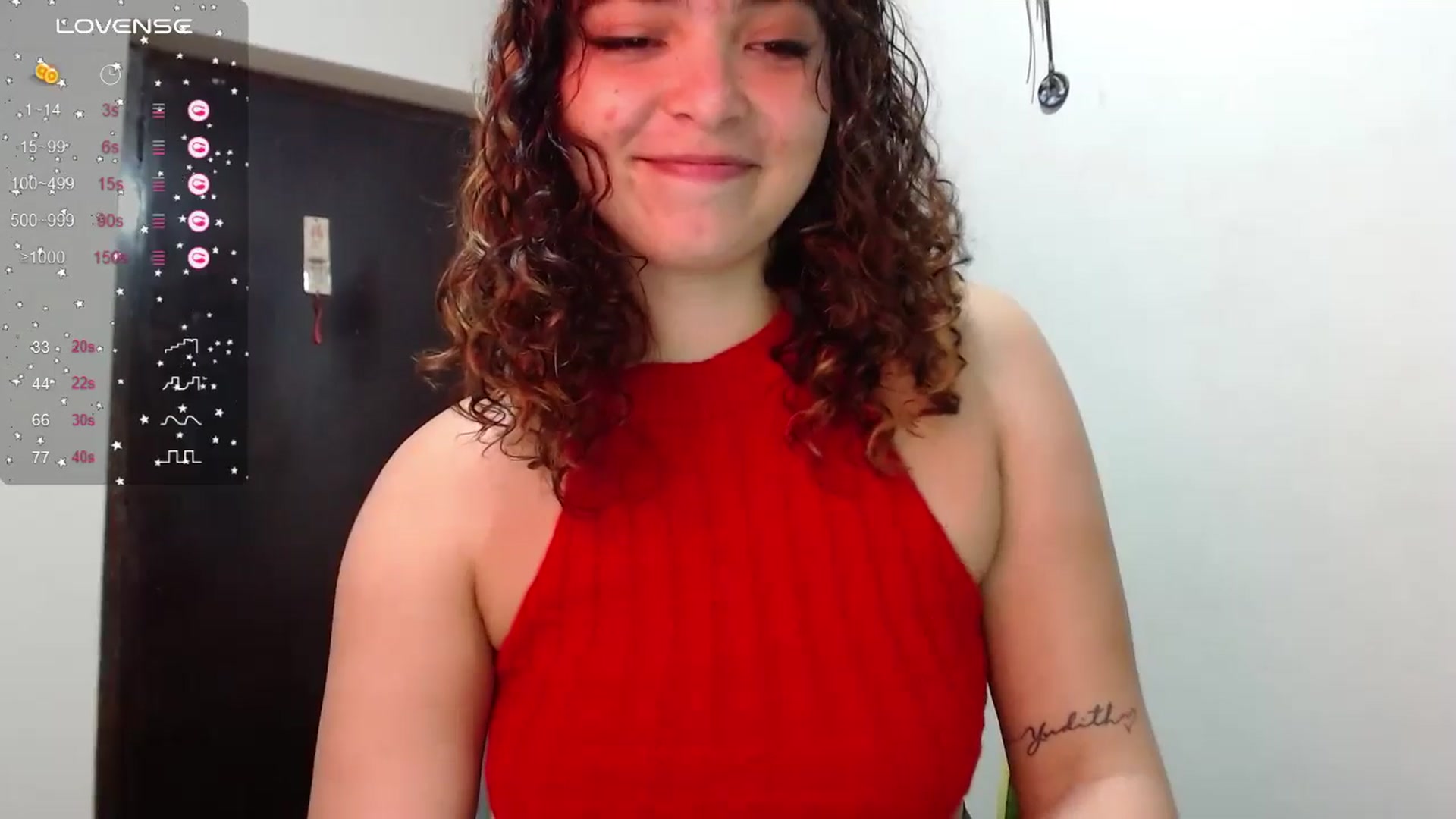 Gallery image thumbnail from Ariagaleo's myfreecams stream on, 06/23/2024, 20:38 image 3 of 20