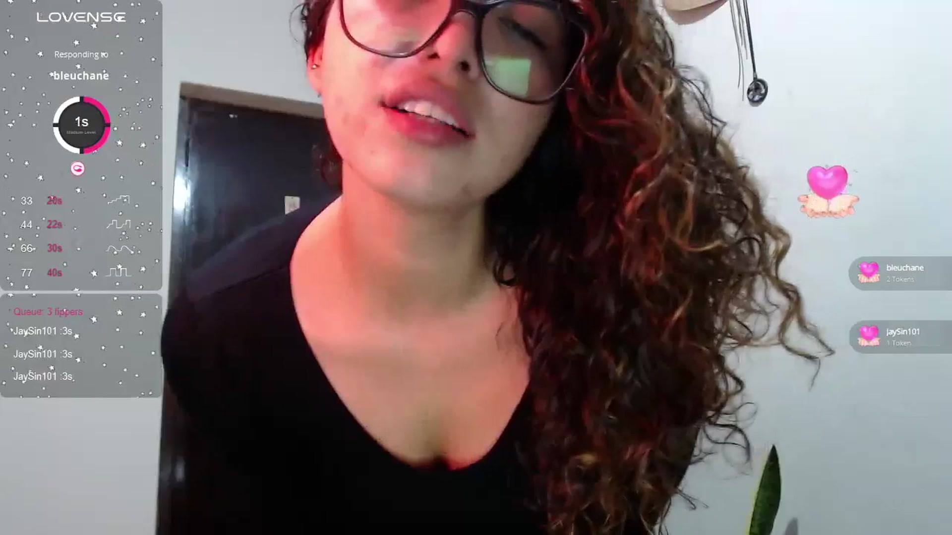 Gallery image thumbnail from Ariagaleo's myfreecams stream on, 06/26/2024, 20:31 image 11 of 20