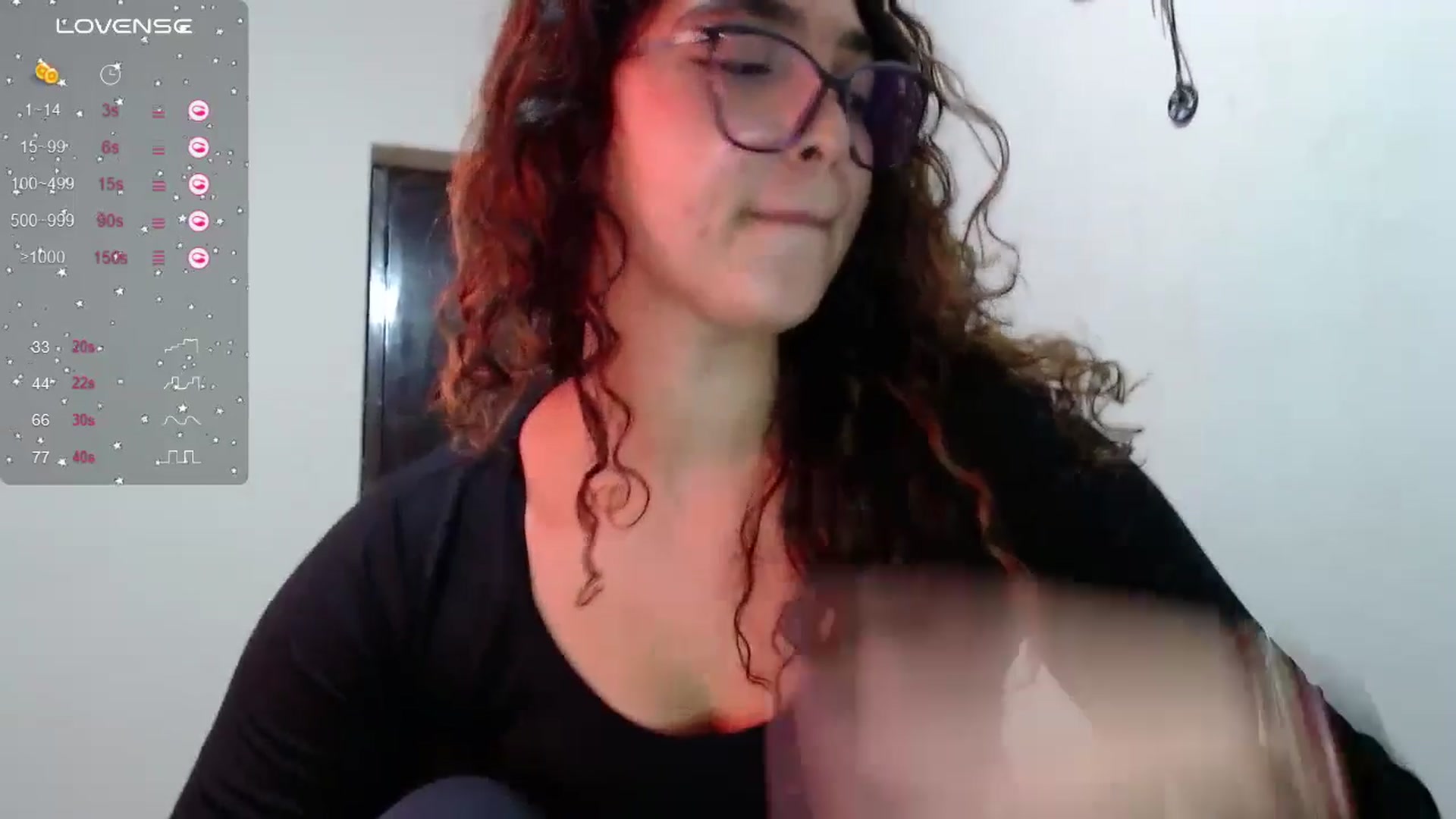 Gallery image thumbnail from Ariagaleo's myfreecams stream on, 06/26/2024, 22:15 image 2 of 20