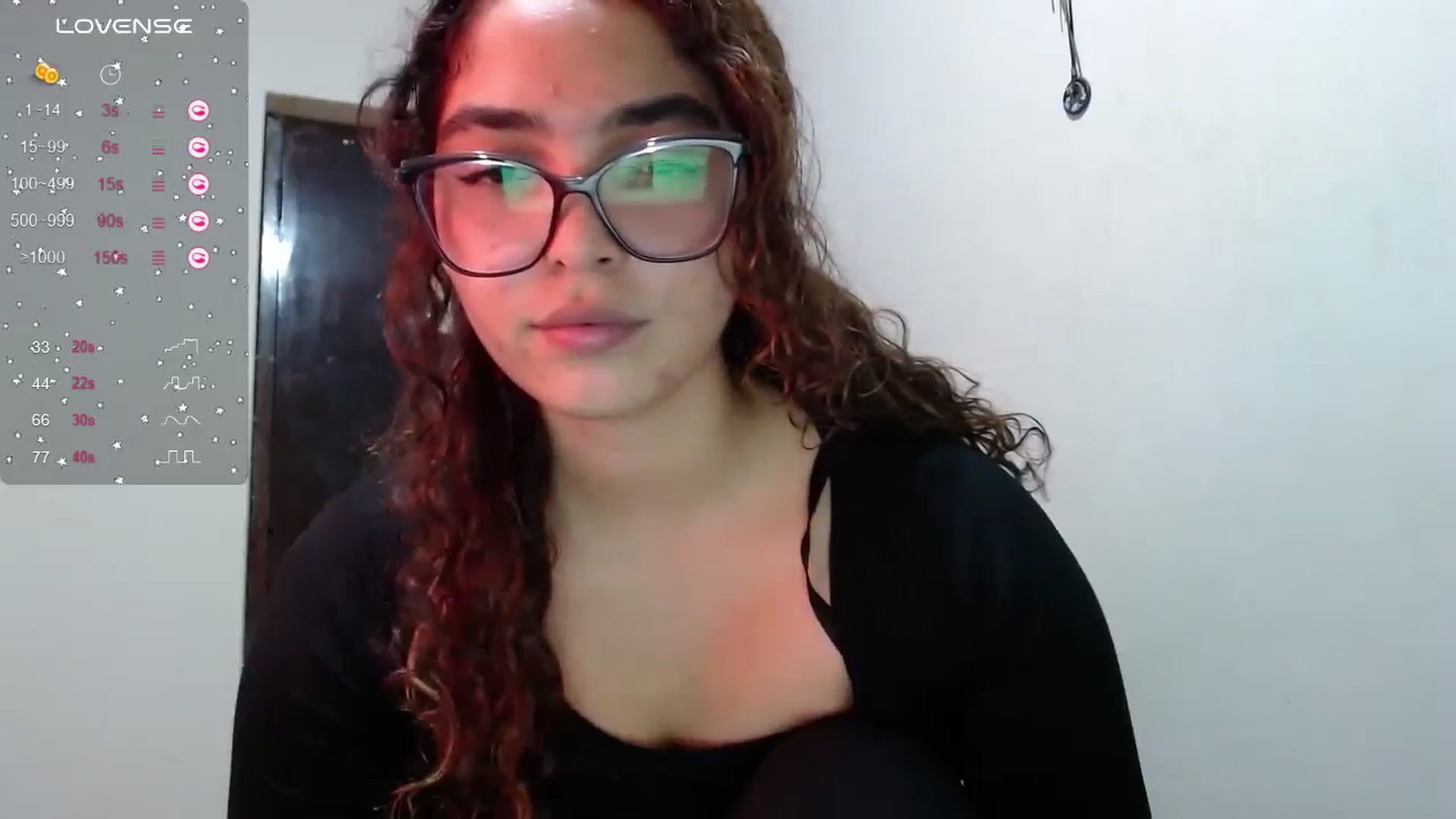 Gallery image thumbnail from Ariagaleo's myfreecams stream on, 06/26/2024, 22:15 image 13 of 20