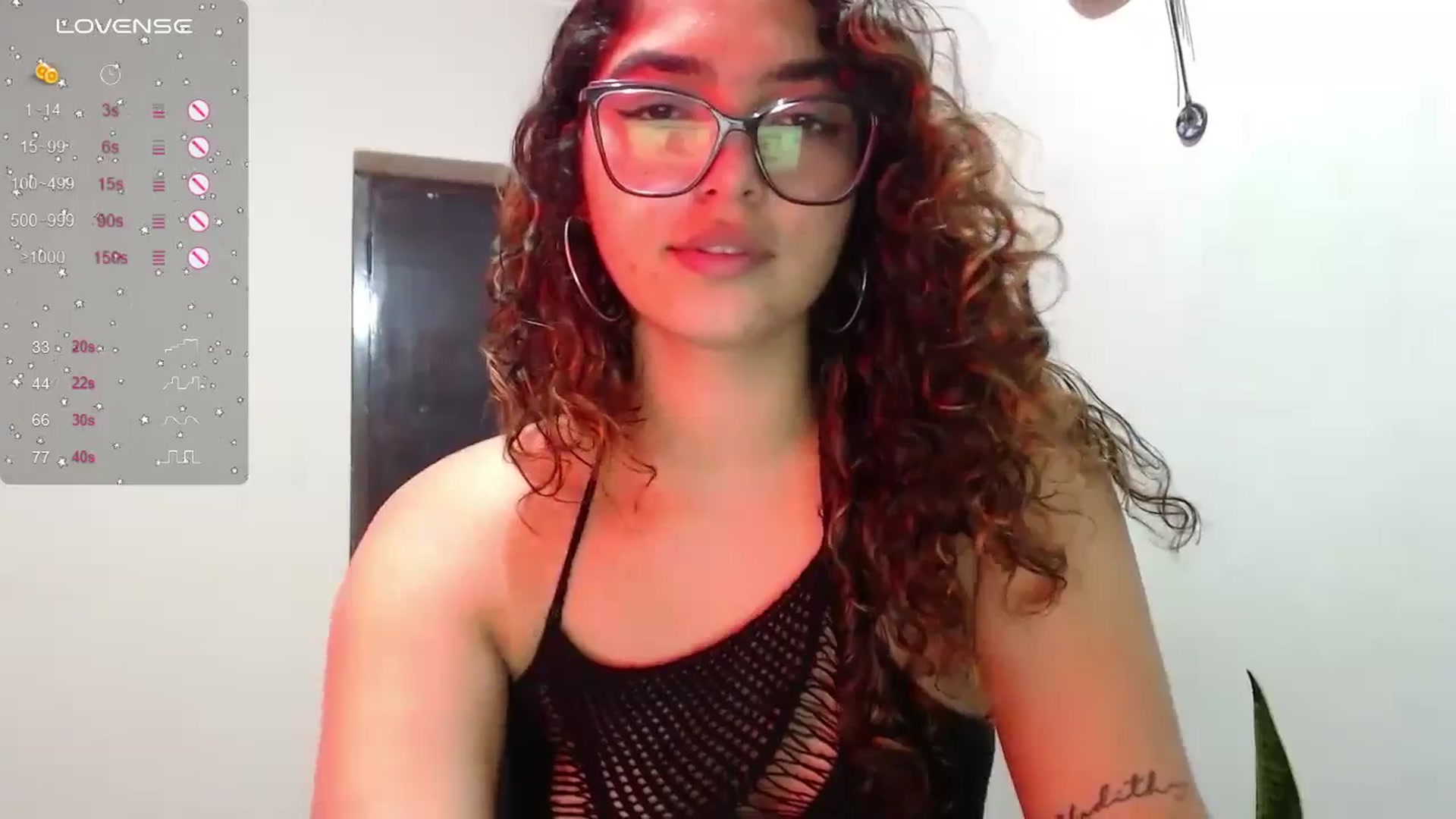 Gallery image thumbnail from Ariagaleo's myfreecams stream on, 06/30/2024, 20:18 image 8 of 20