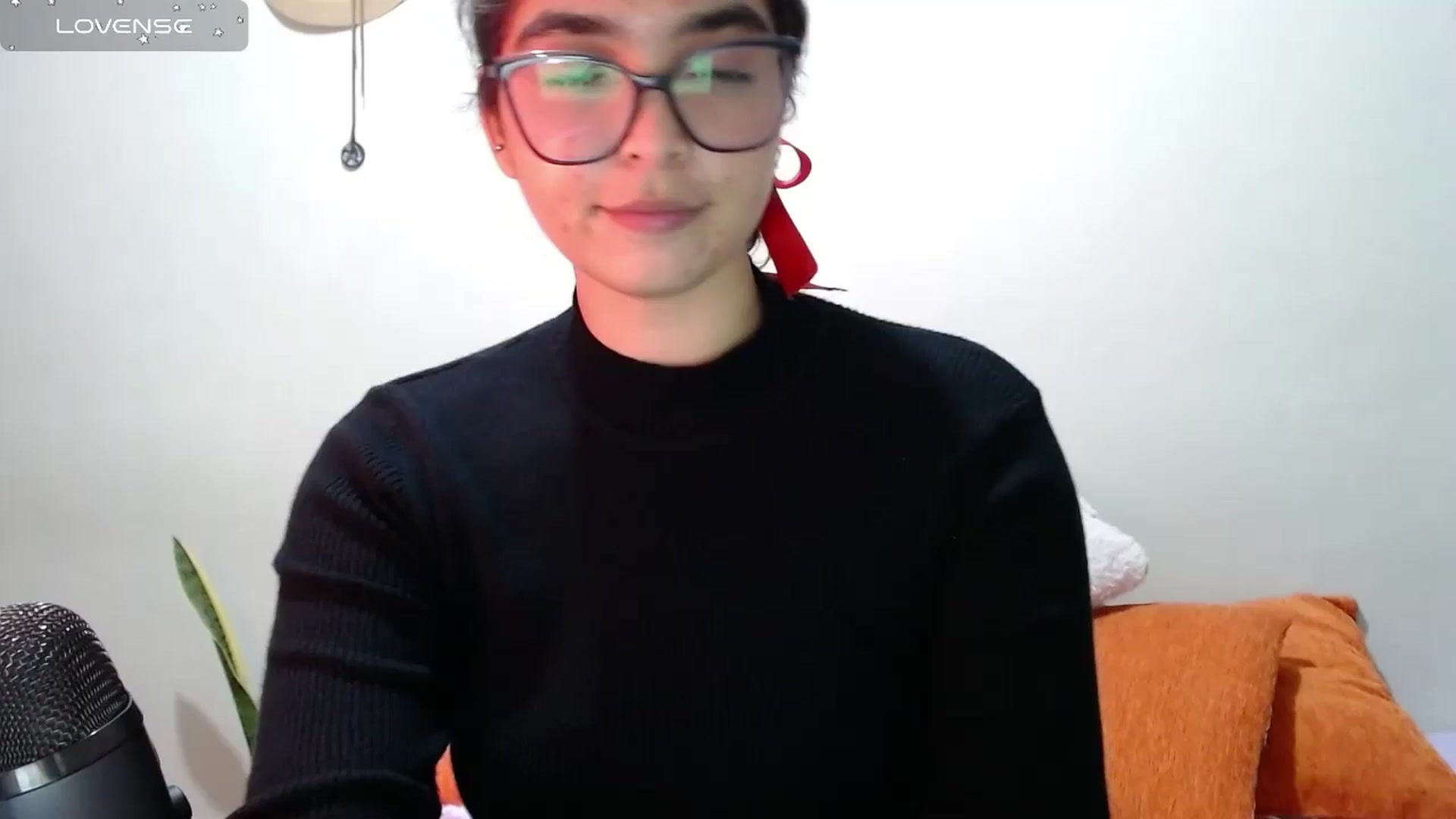 Gallery image thumbnail from Ariagaleo's myfreecams stream on, 07/05/2024, 24:46 image 6 of 20