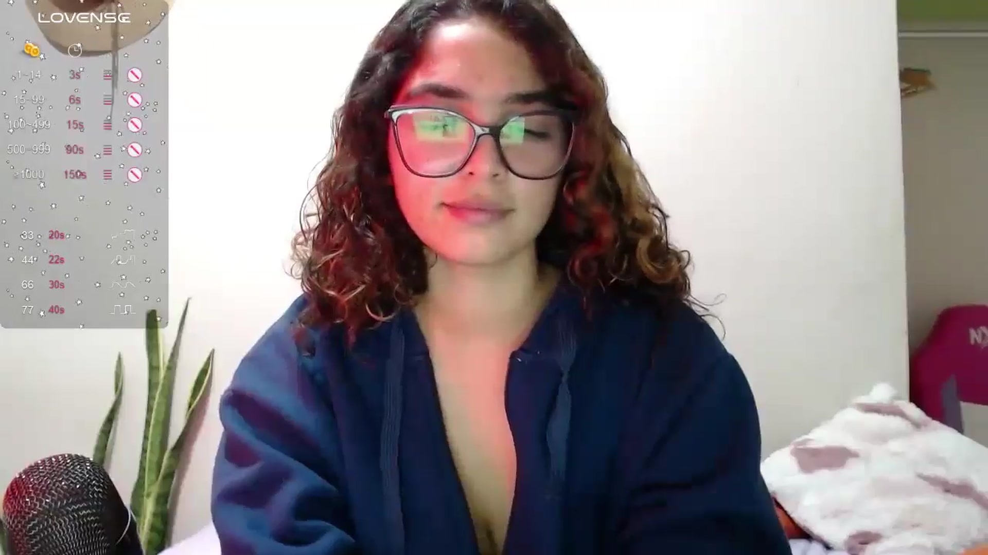 Gallery image thumbnail from Ariagaleo's myfreecams stream on, 07/05/2024, 23:23 image 3 of 20