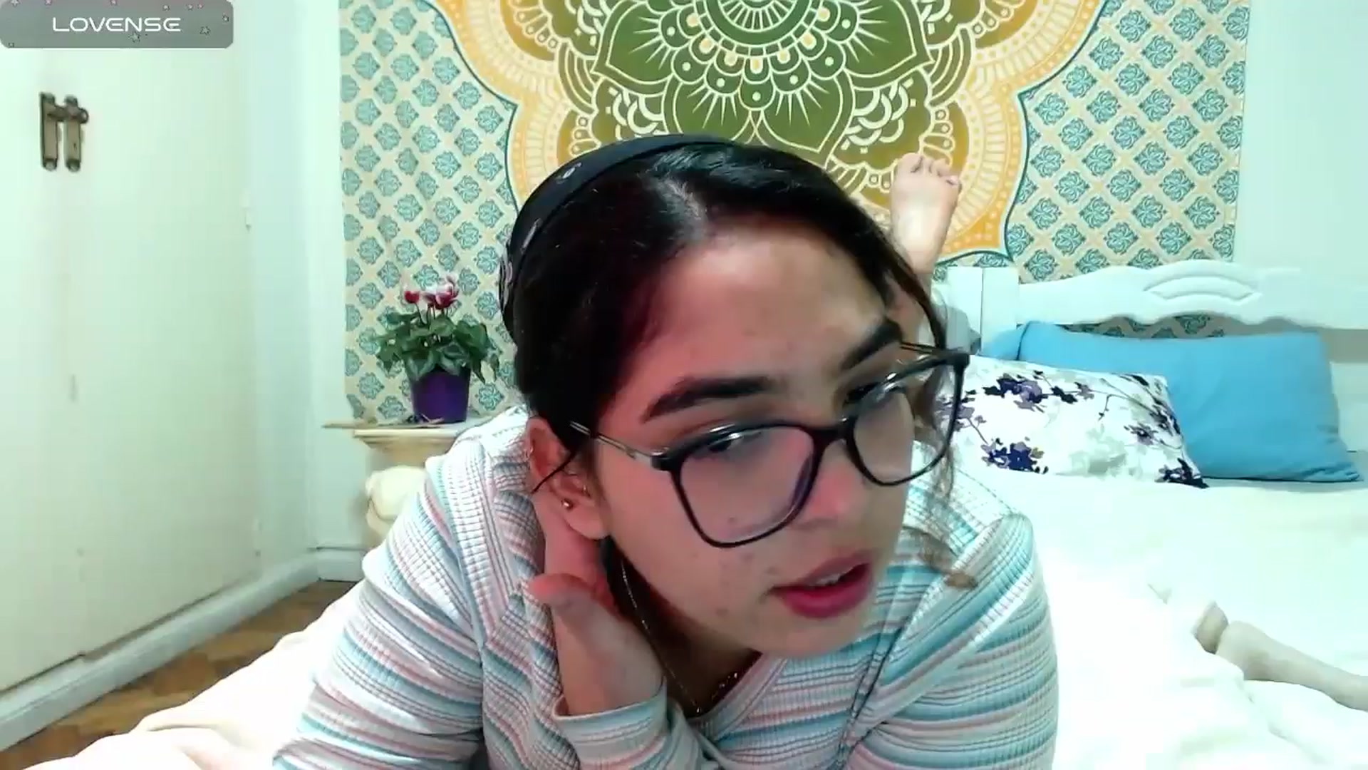 Gallery image thumbnail from Ariagaleo's myfreecams stream on, 07/17/2024, 23:41 image 1 of 20