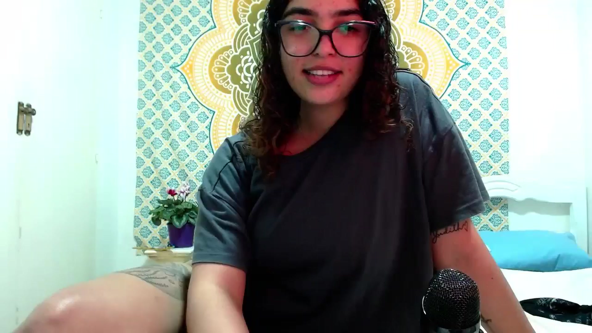 Gallery image thumbnail from Ariagaleo's myfreecams stream on, 07/18/2024, 19:46 image 12 of 20