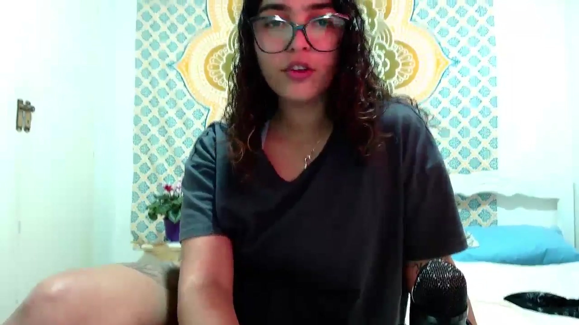 Gallery image thumbnail from Ariagaleo's myfreecams stream on, 07/18/2024, 19:46 image 13 of 20