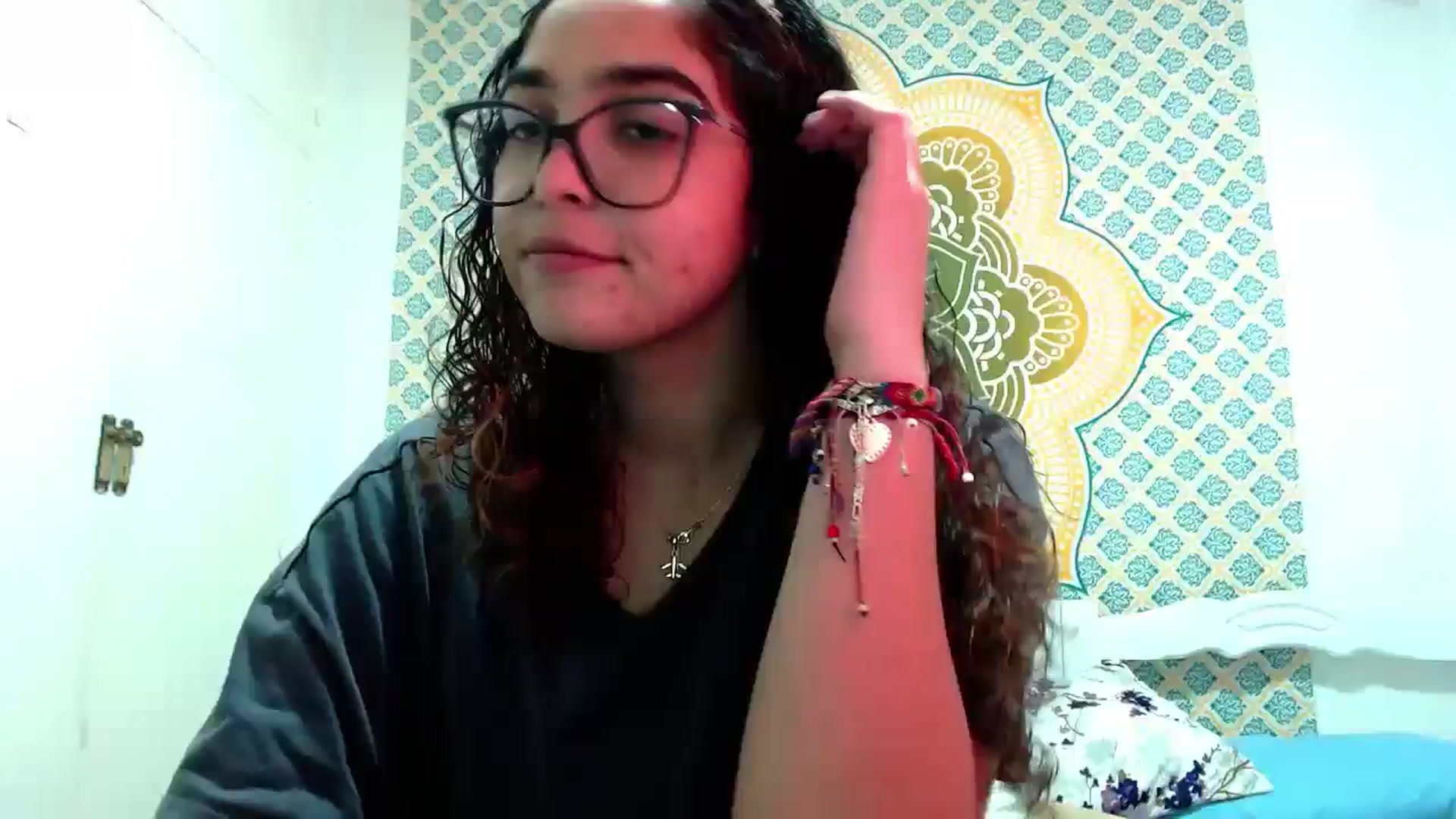 Gallery image thumbnail from Ariagaleo's myfreecams stream on, 07/18/2024, 19:46 image 20 of 20