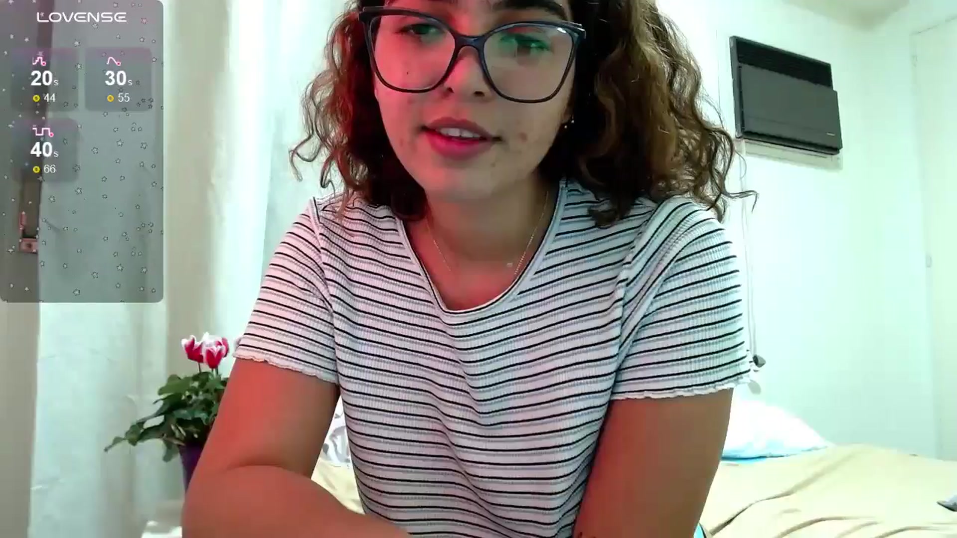 Gallery image thumbnail from Ariagaleo's myfreecams stream on, 07/26/2024, 02:57 image 13 of 20