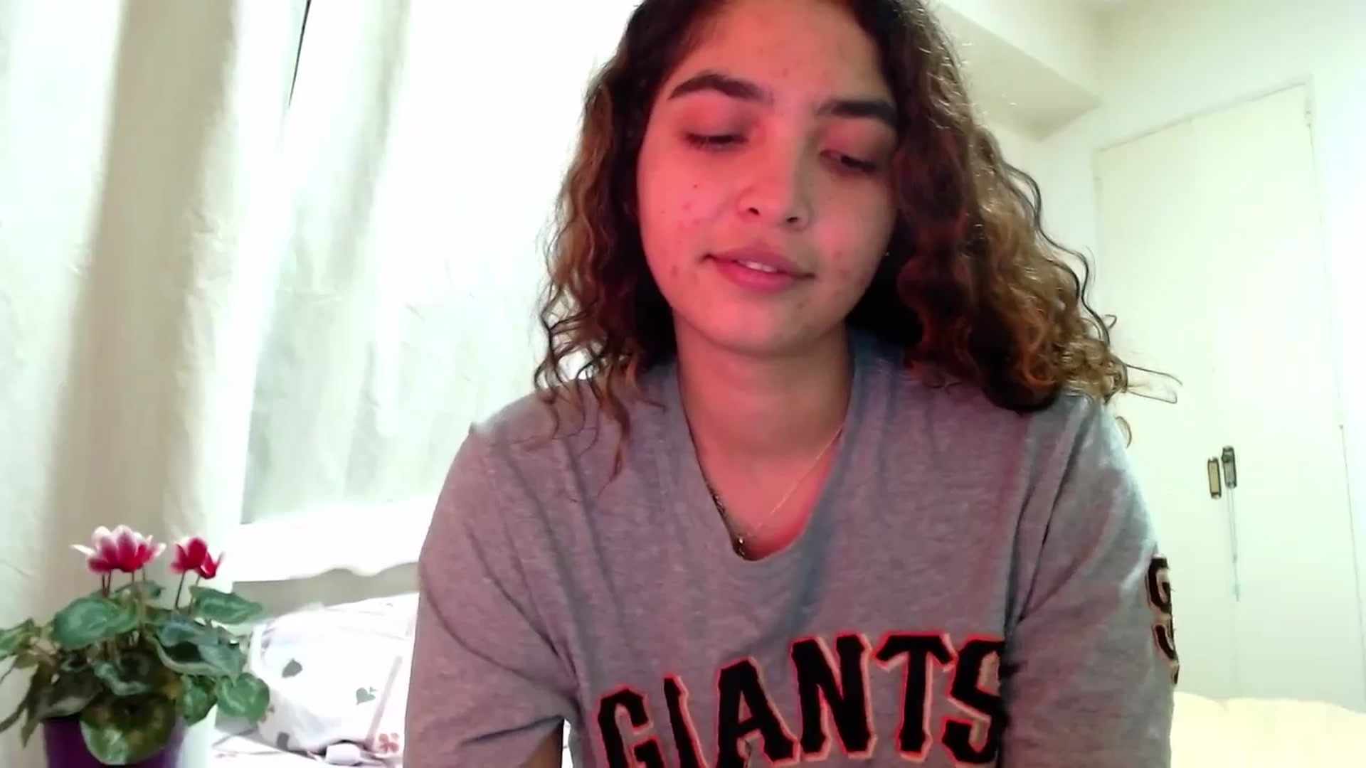 Gallery image thumbnail from Ariagaleo's myfreecams stream on, 07/26/2024, 23:55 image 17 of 20