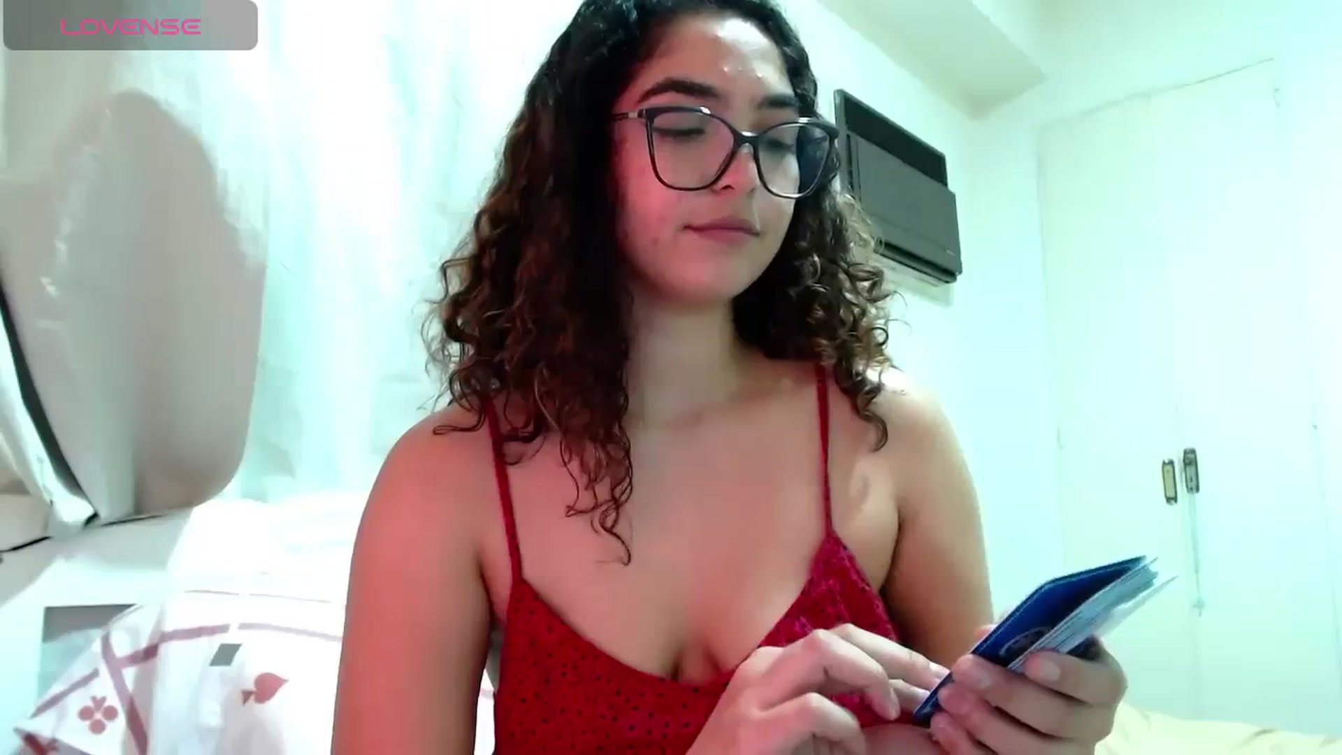 Gallery image thumbnail from Ariagaleo's myfreecams stream on, 08/01/2024, 23:09 image 7 of 20