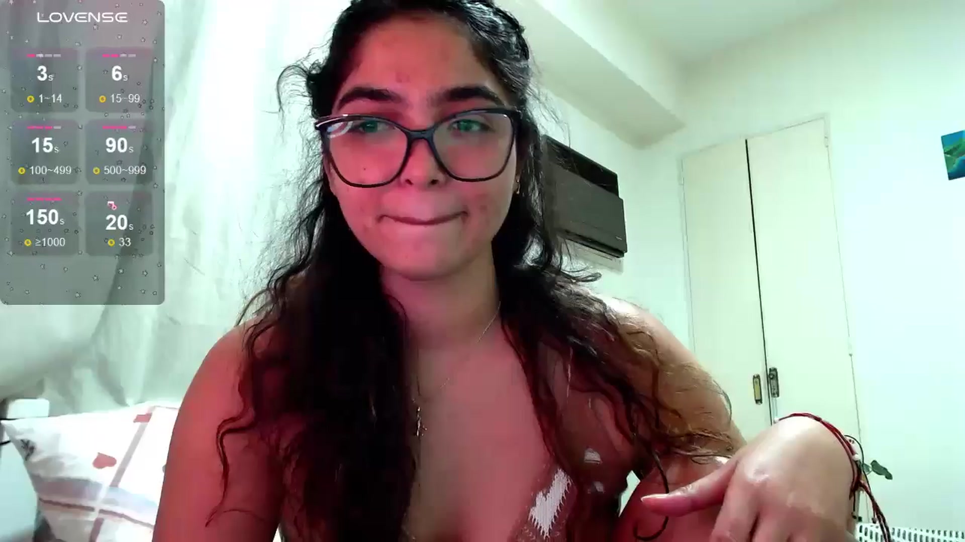 Gallery image thumbnail from Ariagaleo's myfreecams stream on, 08/12/2024, 01:18 image 15 of 20