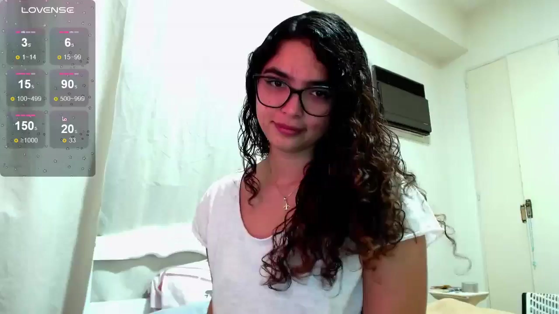 Gallery image thumbnail from Ariagaleo's myfreecams stream on, 08/14/2024, 21:32 image 5 of 20