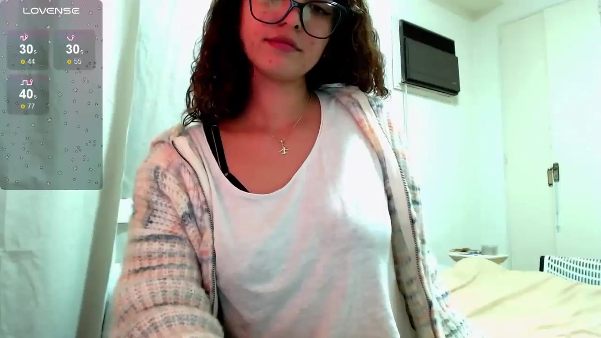 Gallery image thumbnail from Ariagaleo's myfreecams stream on, 08/14/2024, 23:42 image 7 of 20