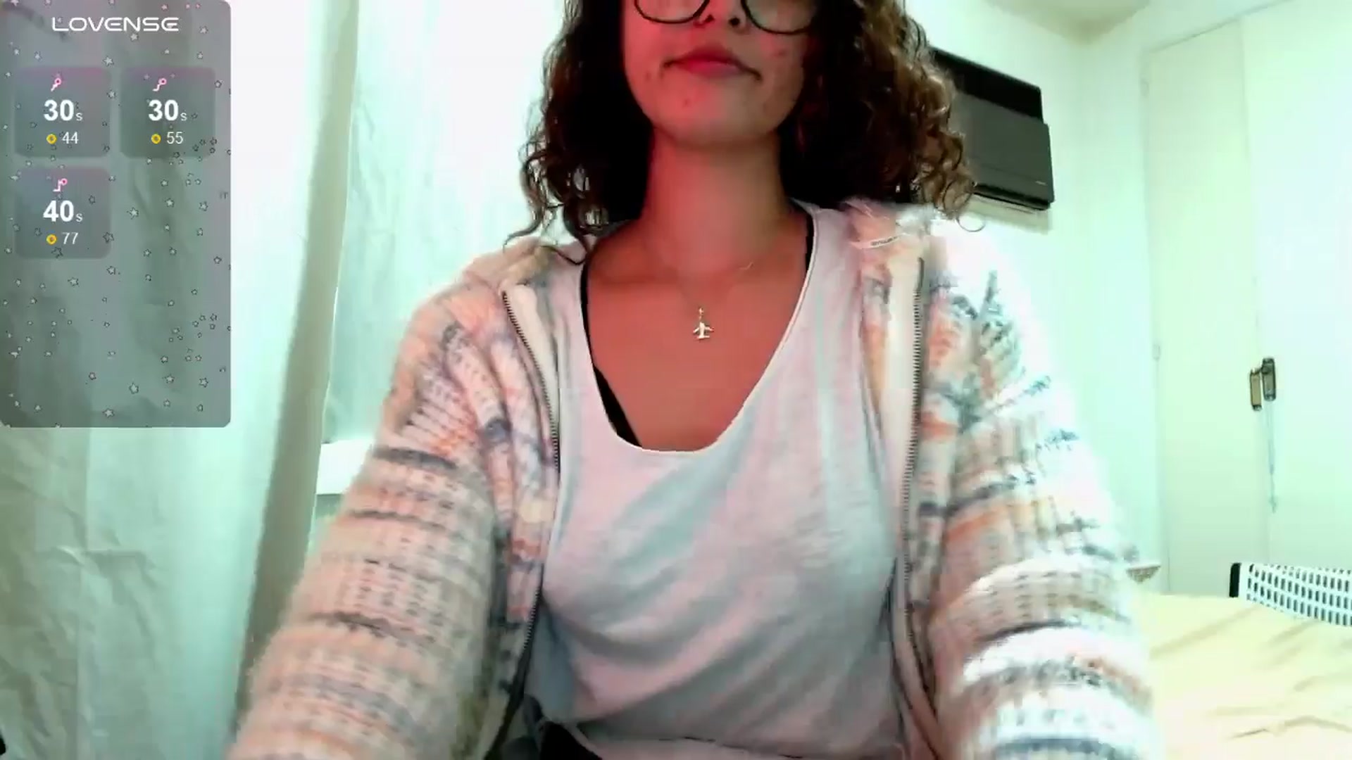 Gallery image thumbnail from Ariagaleo's myfreecams stream on, 08/14/2024, 23:42 image 4 of 20