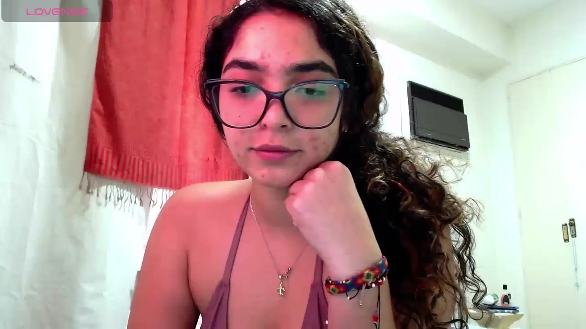 Gallery image thumbnail from Ariagaleo's myfreecams stream on, 08/16/2024, 17:54 image 8 of 20