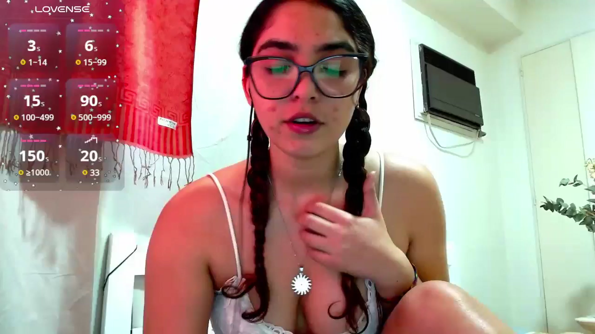Gallery image thumbnail from Ariagaleo's myfreecams stream on, 09/25/2024, 20:20 image 1 of 20