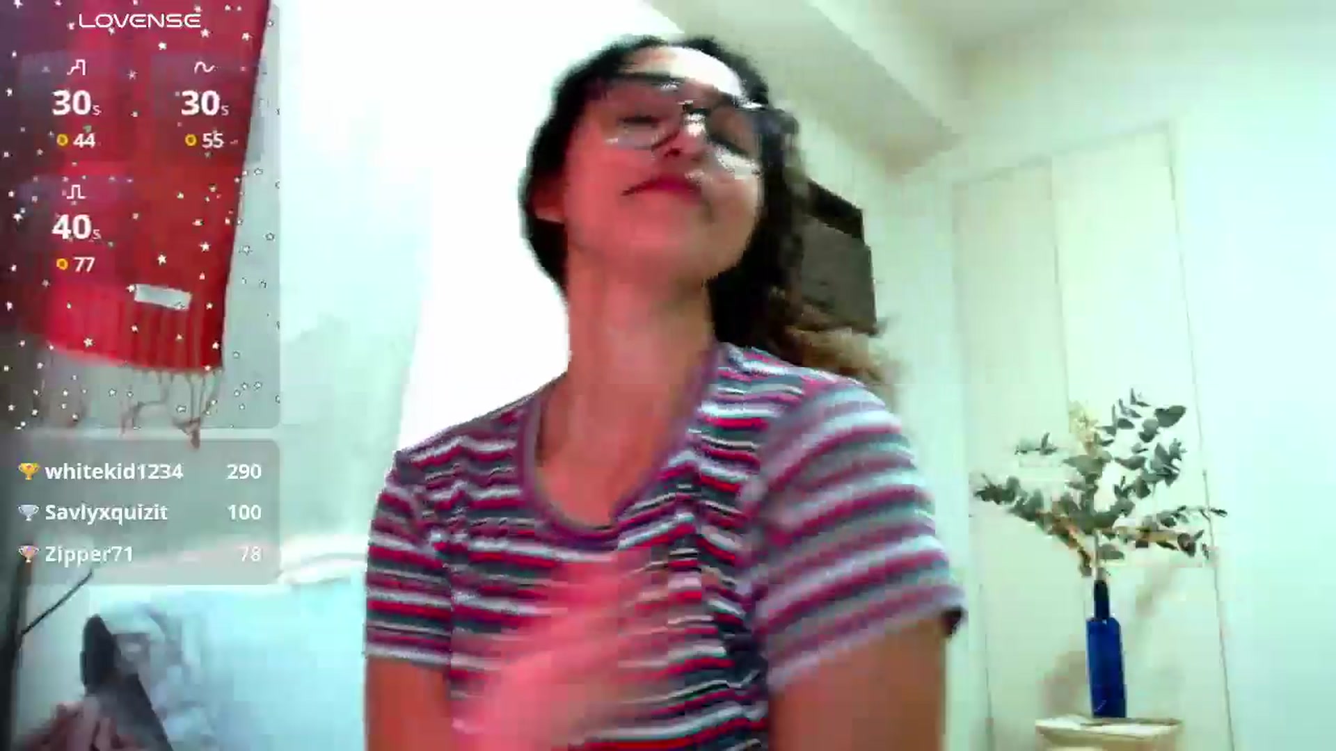 Gallery image thumbnail from Ariagaleo's myfreecams stream on, 09/26/2024, 18:51 image 17 of 20