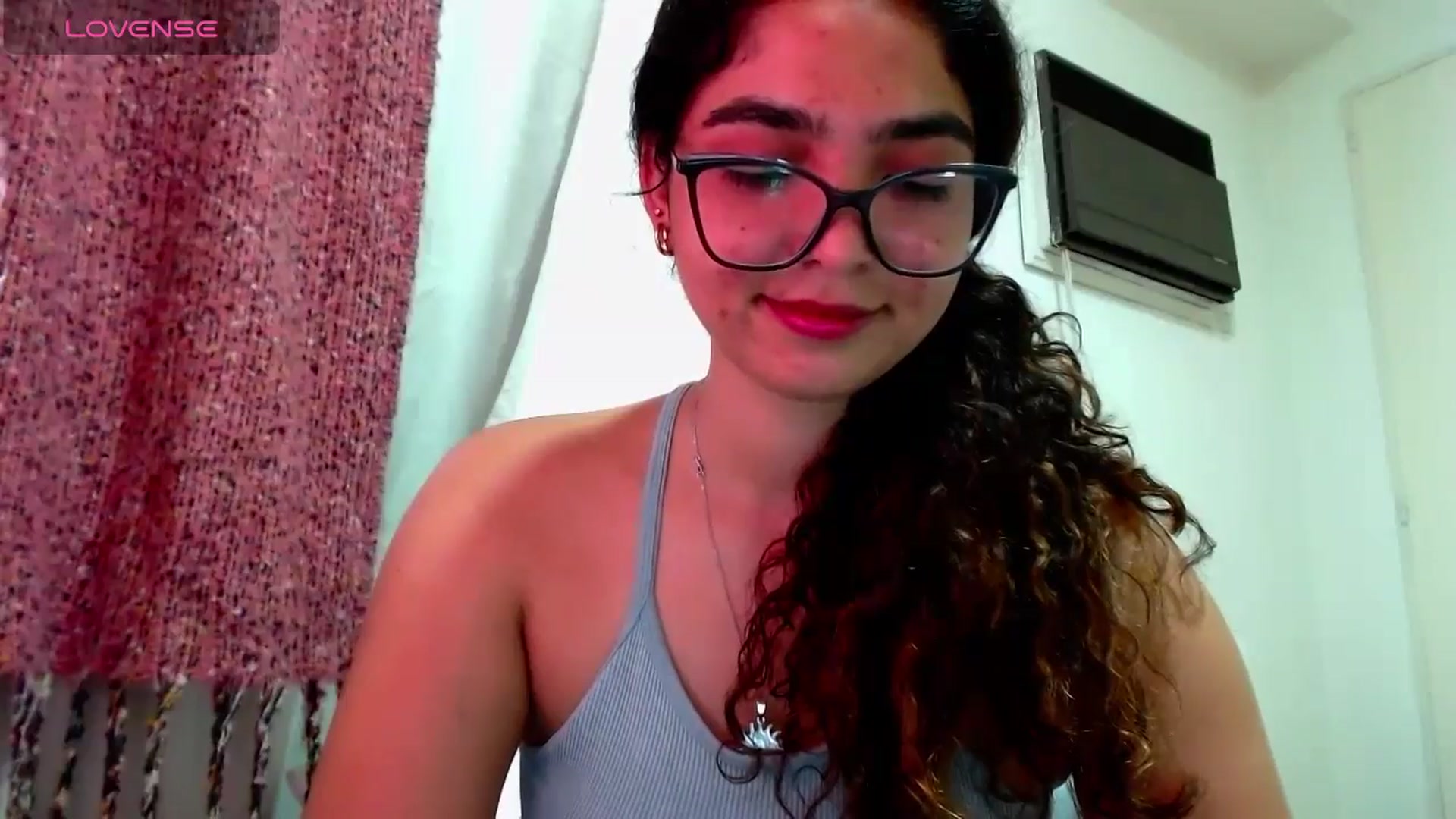 Gallery image thumbnail from Ariagaleo's myfreecams stream on, 10/17/2024, 19:02 image 8 of 20