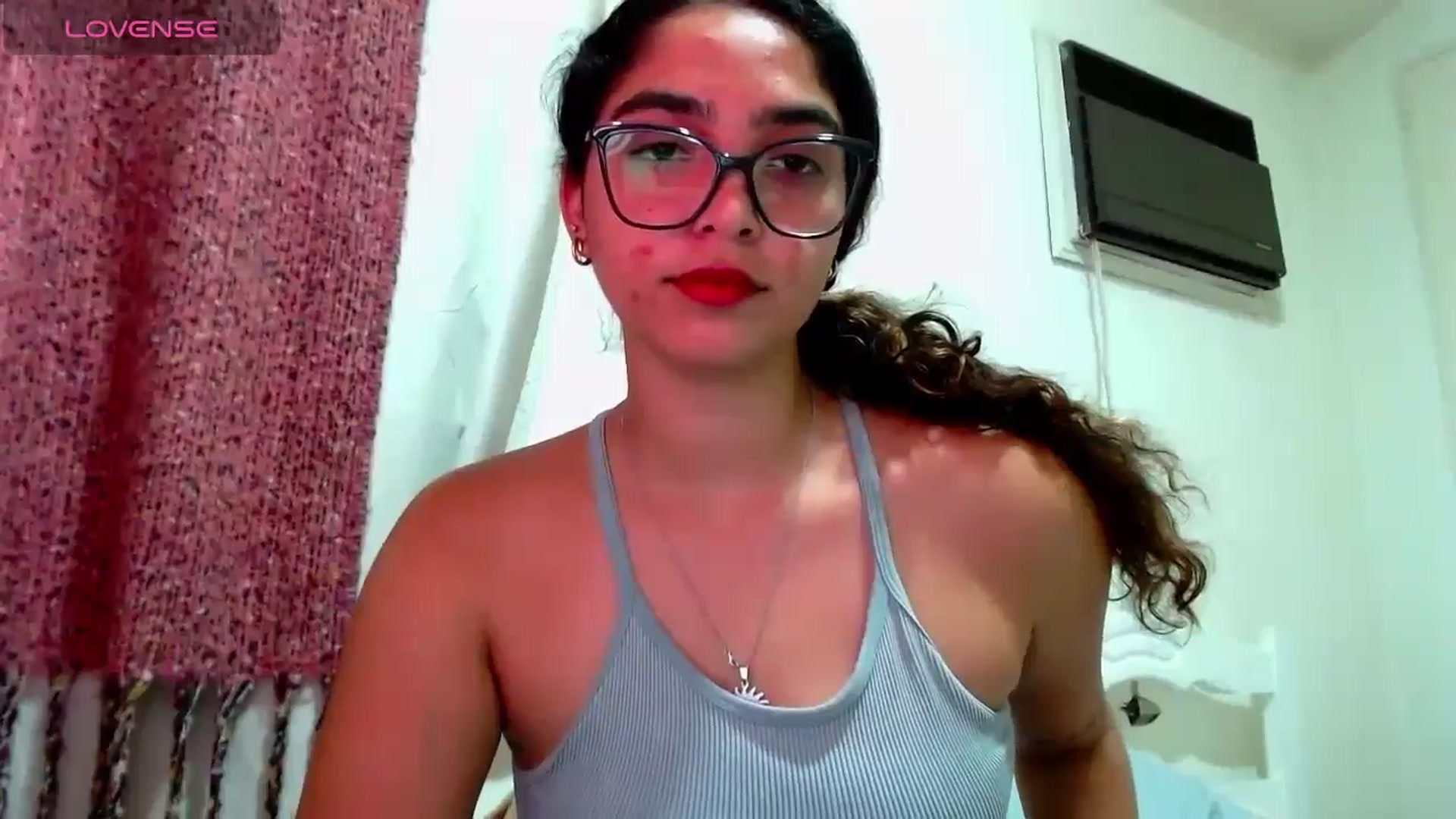 Gallery image thumbnail from Ariagaleo's myfreecams stream on, 10/17/2024, 22:39 image 3 of 20