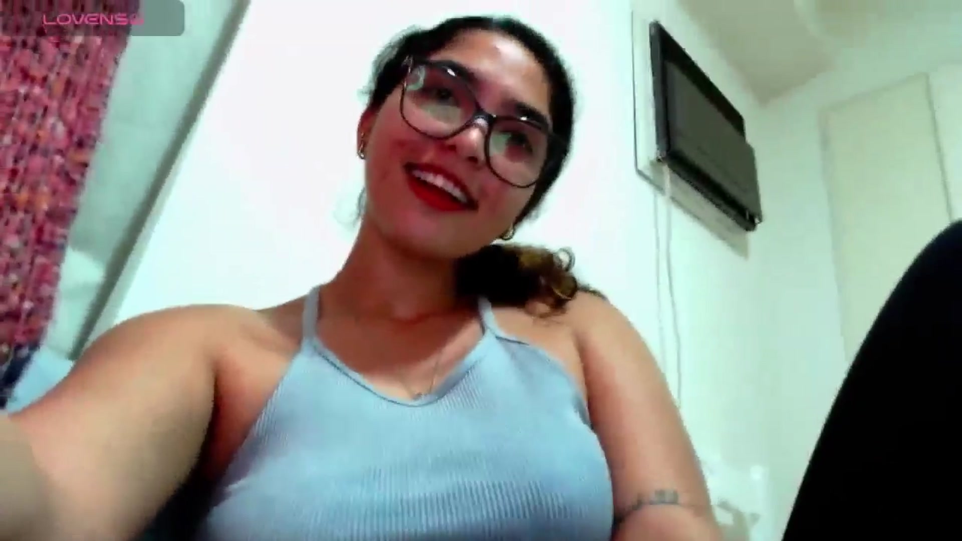 Gallery image thumbnail from Ariagaleo's myfreecams stream on, 10/17/2024, 22:39 image 15 of 20