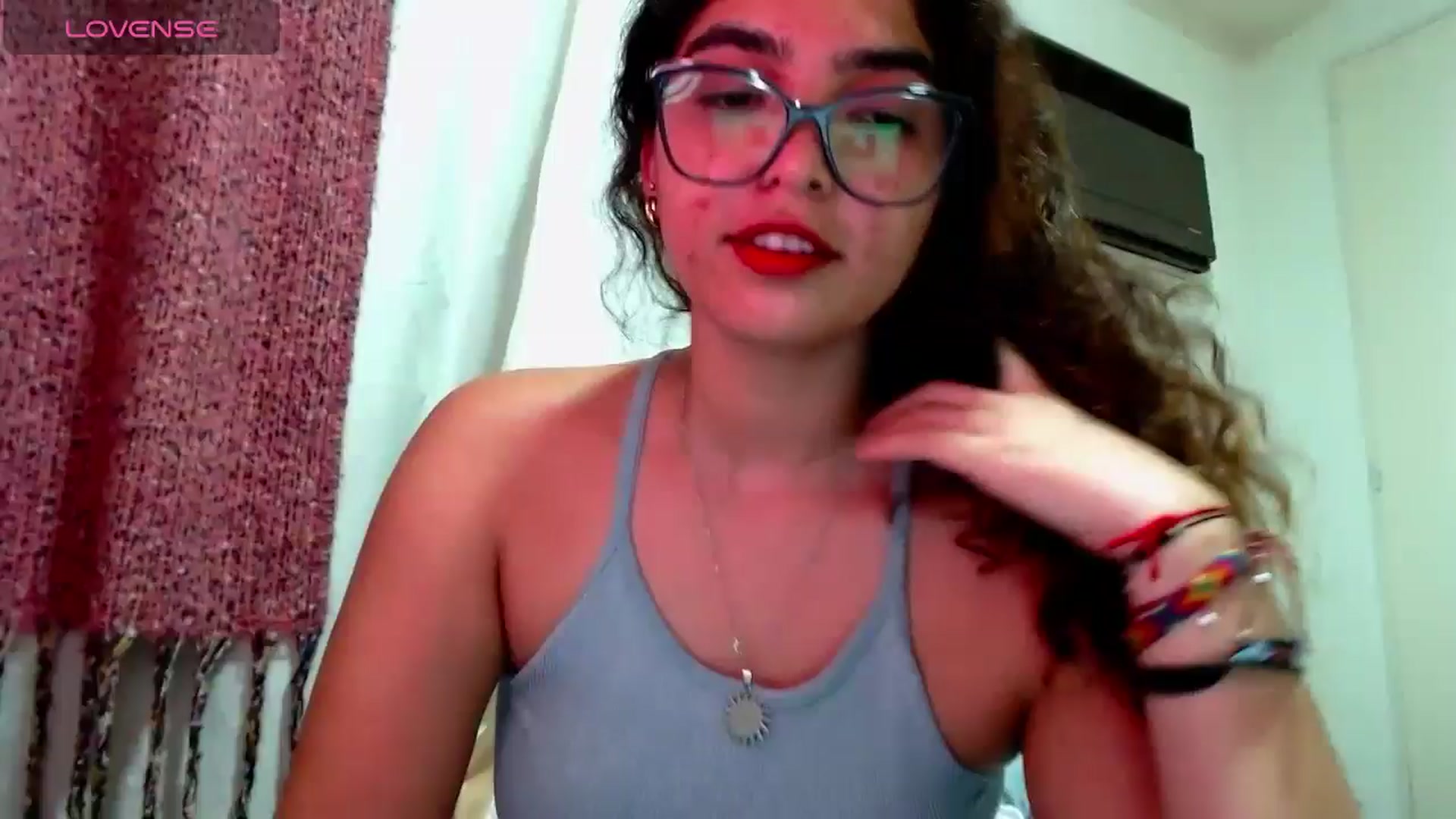 Gallery image thumbnail from Ariagaleo's myfreecams stream on, 10/17/2024, 22:39 image 12 of 20