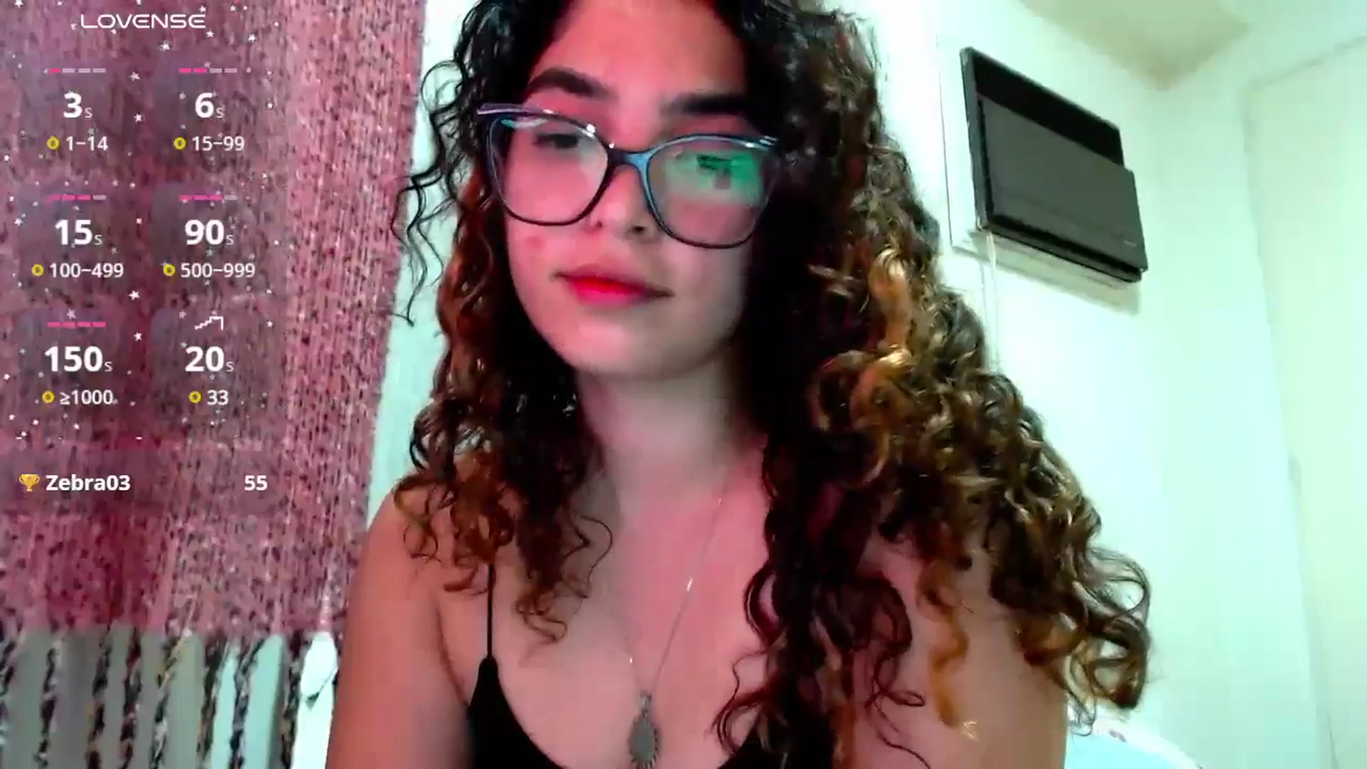 Gallery image thumbnail from Ariagaleo's myfreecams stream on, 10/18/2024, 22:38 image 9 of 20