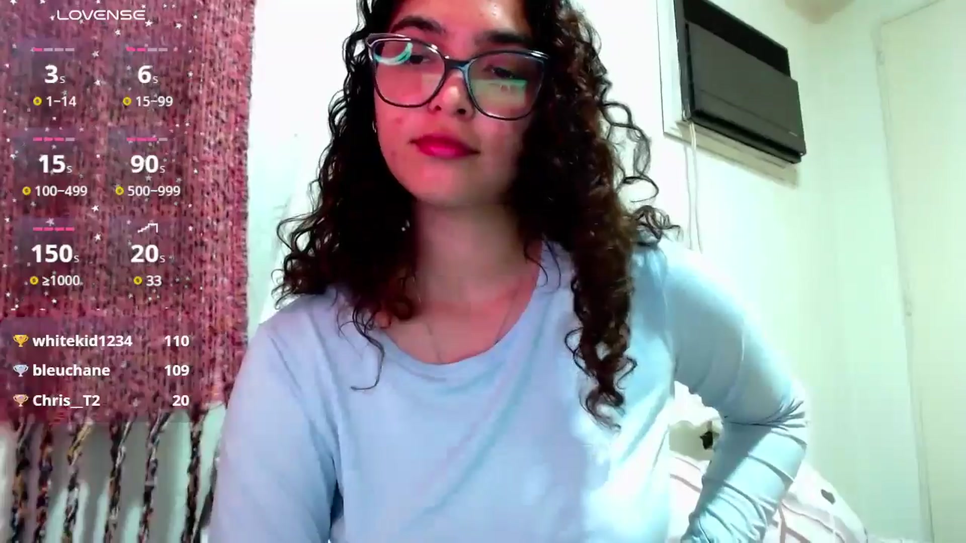 Gallery image thumbnail from Ariagaleo's myfreecams stream on, 10/23/2024, 21:37 image 12 of 20