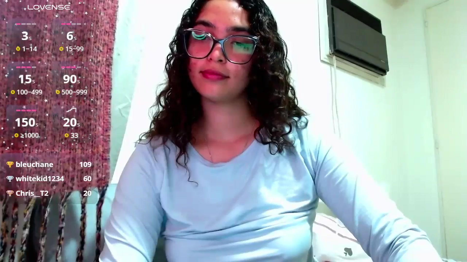 Gallery image thumbnail from Ariagaleo's myfreecams stream on, 10/23/2024, 21:37 image 3 of 20