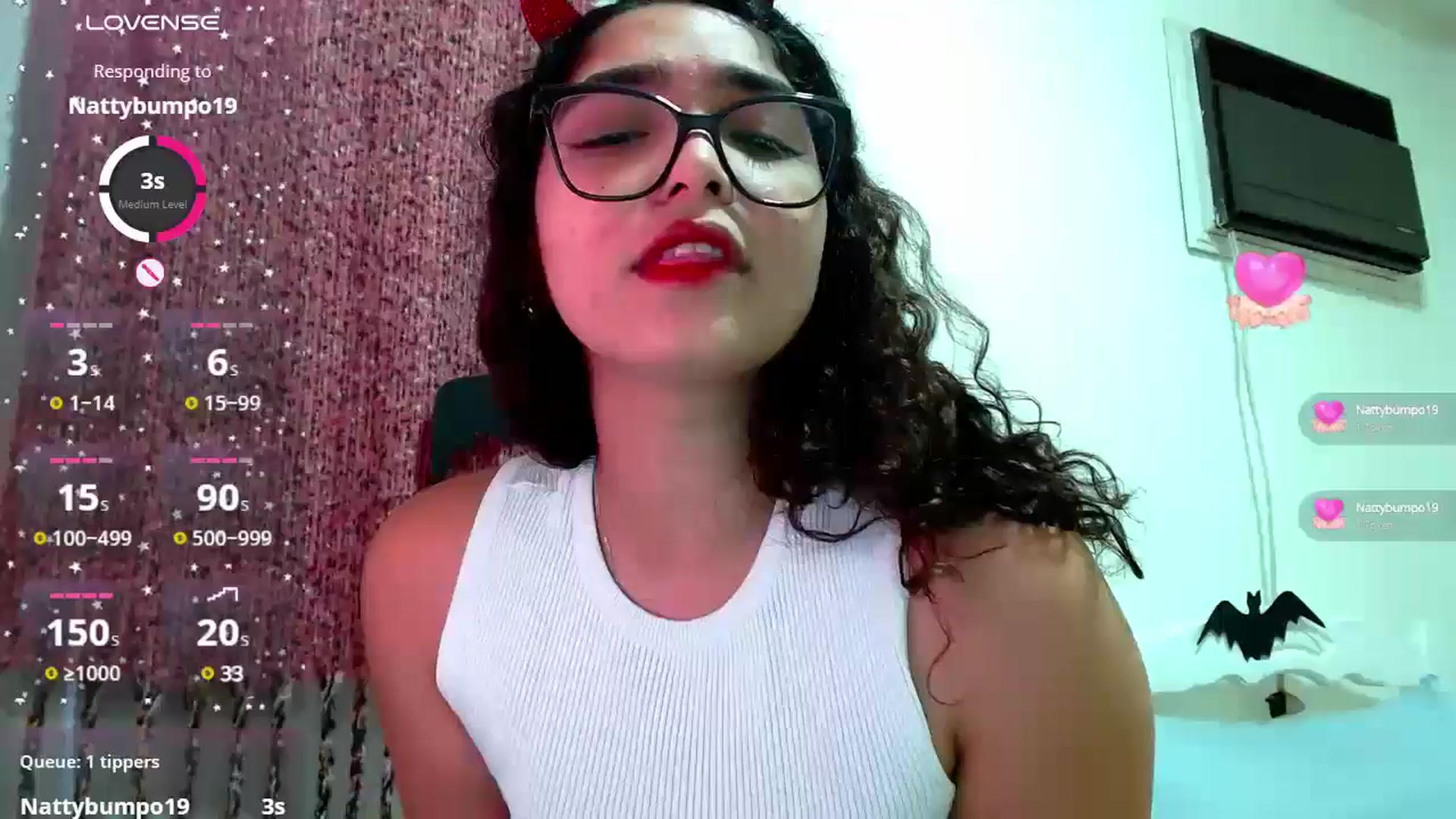 Gallery image thumbnail from Ariagaleo's myfreecams stream on, 10/28/2024, 21:33 image 19 of 20