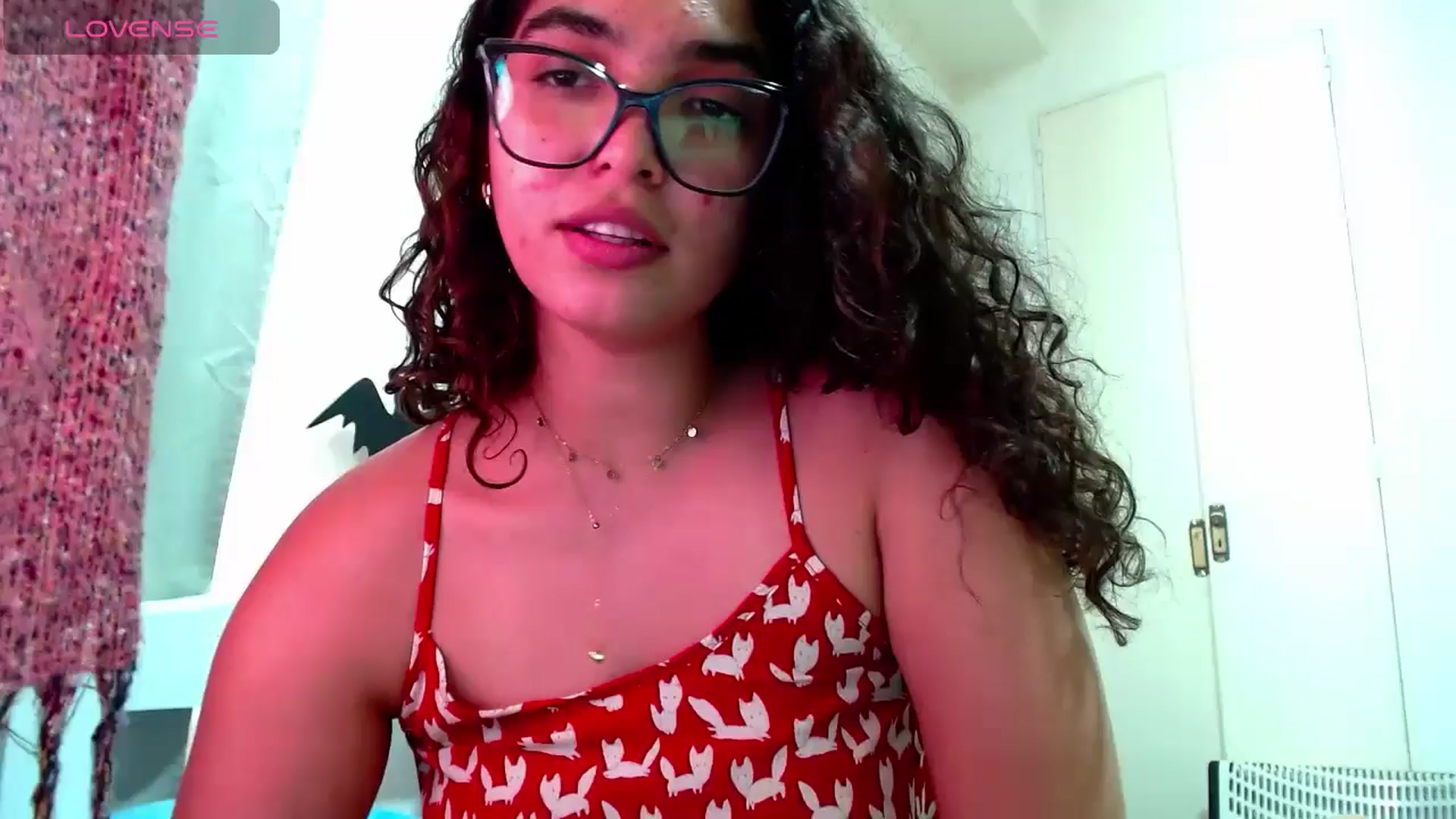 Gallery image thumbnail from Ariagaleo's myfreecams stream on, 11/13/2024, 21:19 image 12 of 20