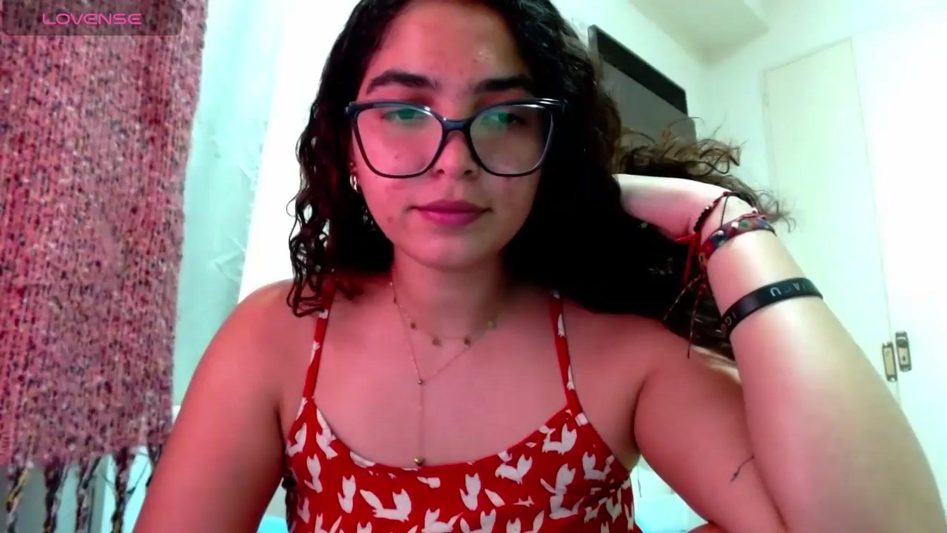 Gallery image thumbnail from Ariagaleo's myfreecams stream on, 11/13/2024, 21:19 image 1 of 20