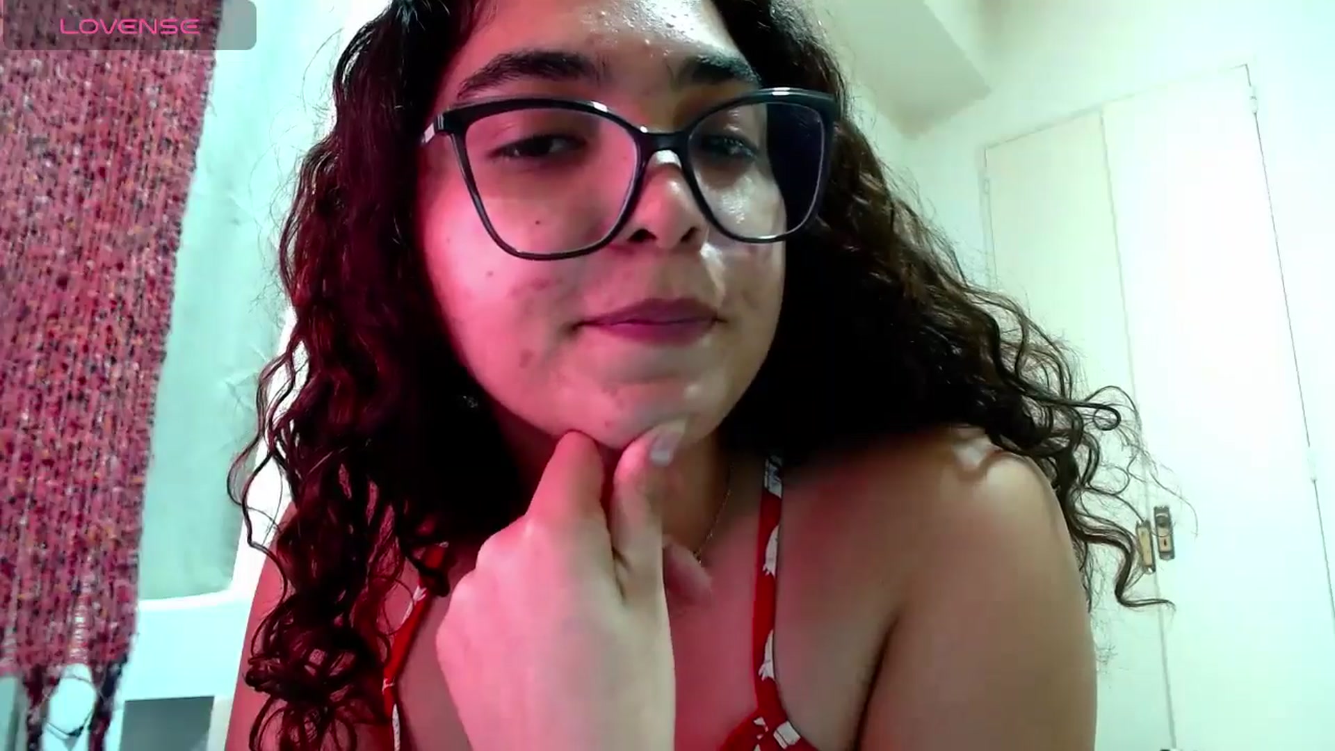 Gallery image thumbnail from Ariagaleo's myfreecams stream on, 11/13/2024, 21:41 image 11 of 20