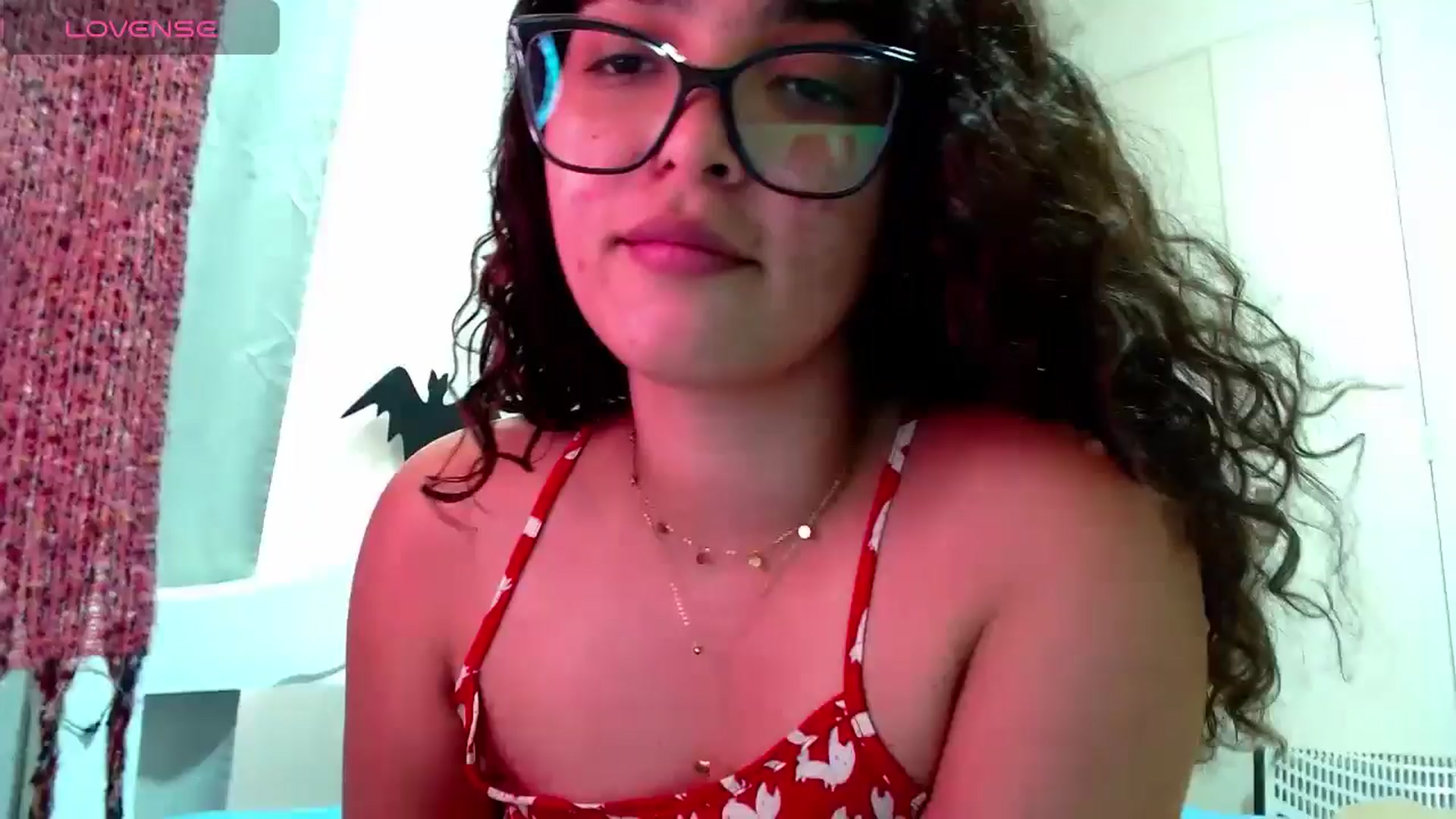 Gallery image thumbnail from Ariagaleo's myfreecams stream on, 11/13/2024, 21:41 image 2 of 20