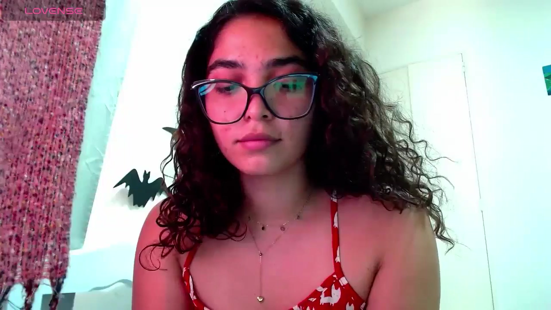 Gallery image thumbnail from Ariagaleo's myfreecams stream on, 11/13/2024, 21:41 image 17 of 20