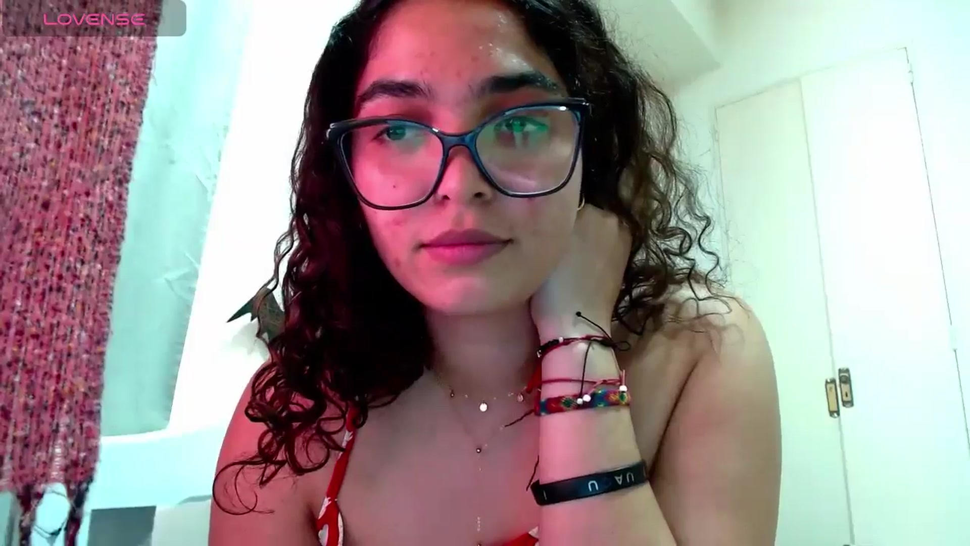 Gallery image thumbnail from Ariagaleo's myfreecams stream on, 11/13/2024, 21:41 image 13 of 20