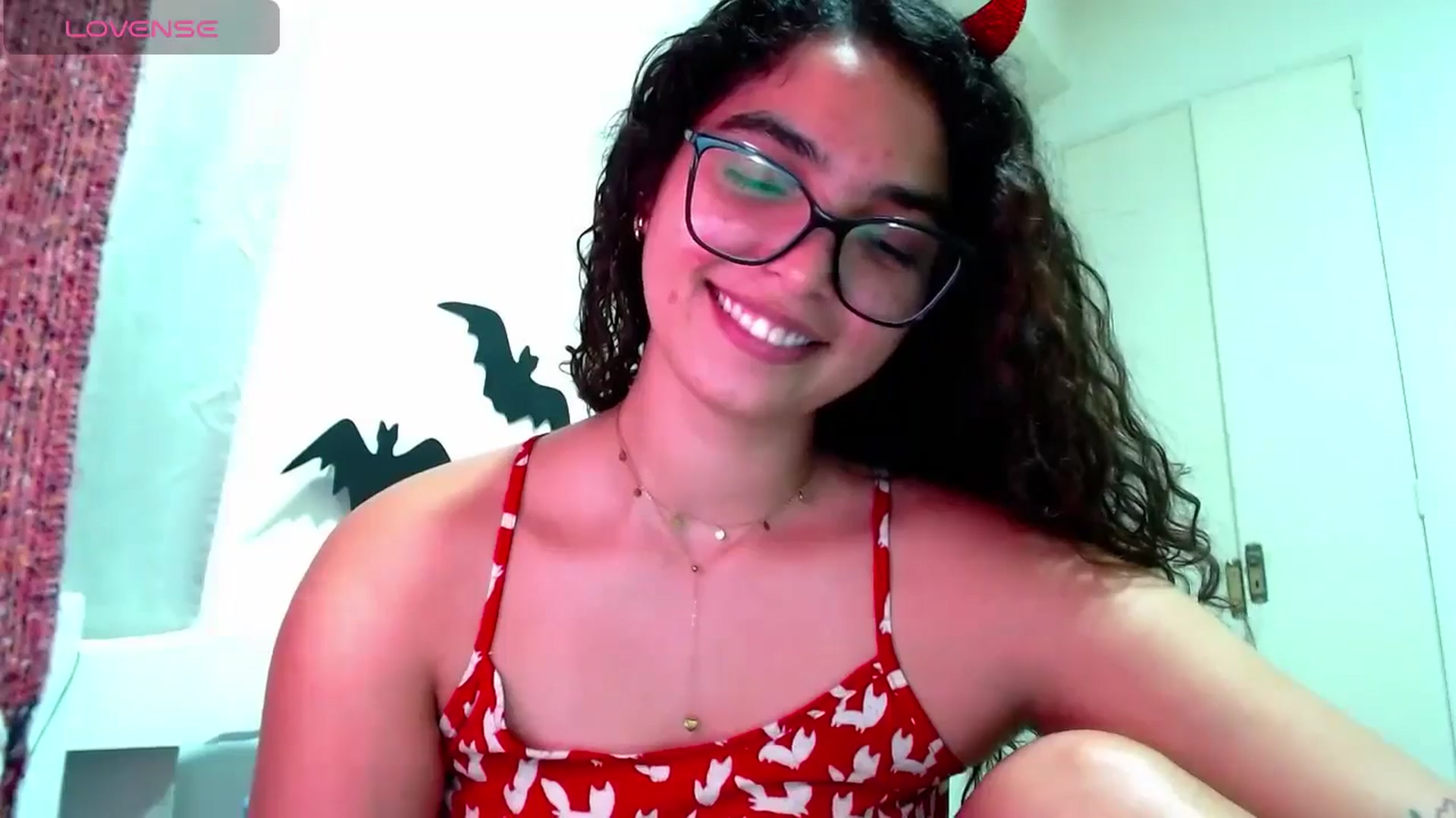 Gallery image thumbnail from Ariagaleo's myfreecams stream on, 11/13/2024, 23:14 image 12 of 20