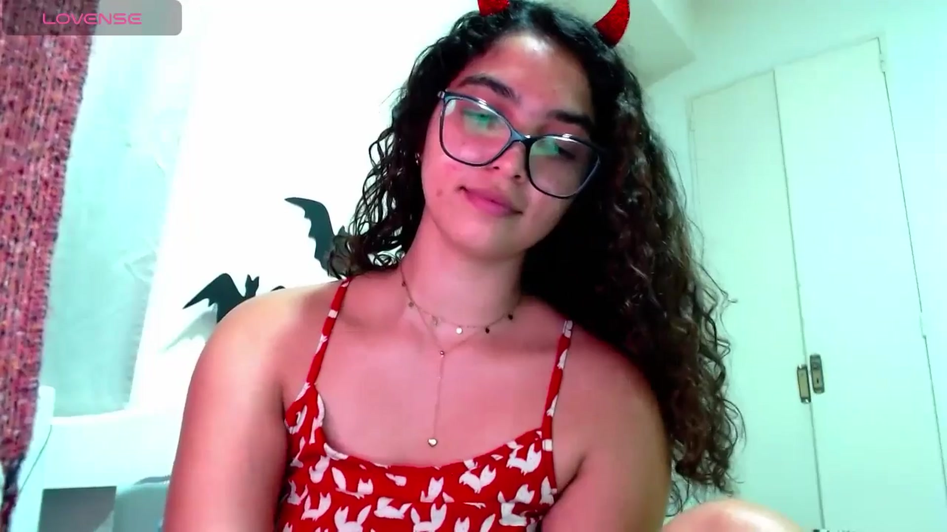Gallery image thumbnail from Ariagaleo's myfreecams stream on, 11/13/2024, 23:14 image 7 of 20