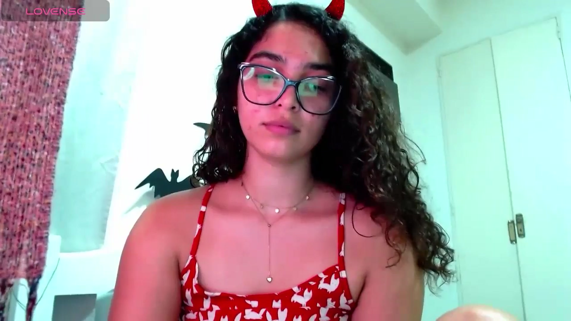 Gallery image thumbnail from Ariagaleo's myfreecams stream on, 11/13/2024, 23:14 image 16 of 20