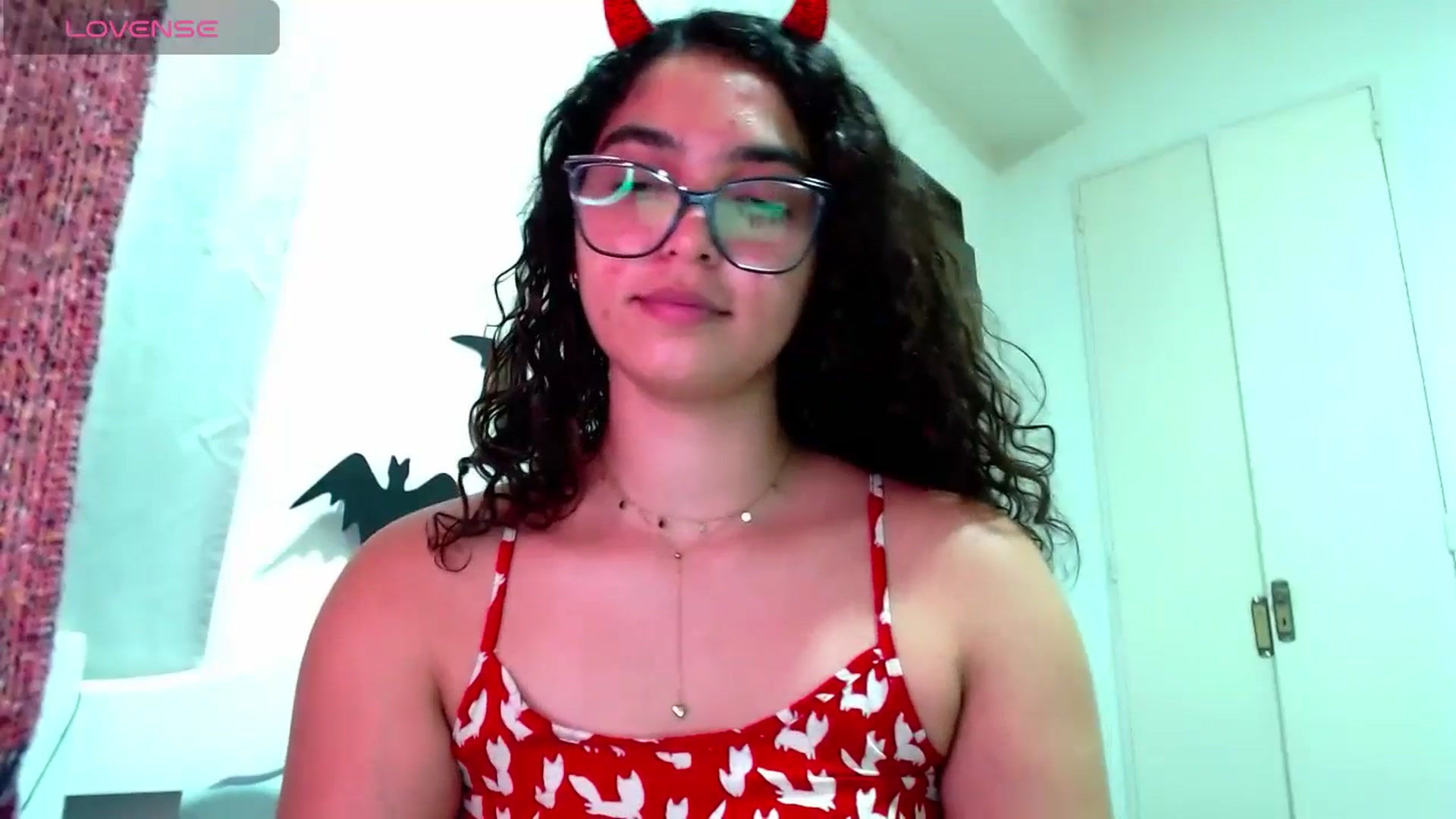 Gallery image thumbnail from Ariagaleo's myfreecams stream on, 11/13/2024, 23:14 image 2 of 20