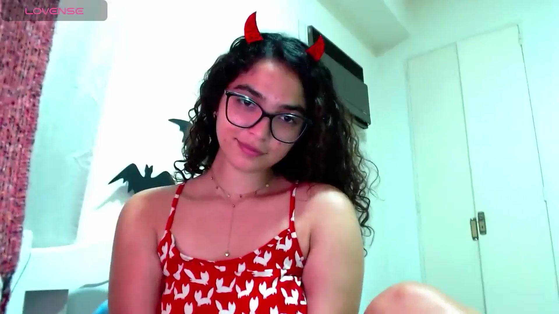 Gallery image thumbnail from Ariagaleo's myfreecams stream on, 11/13/2024, 23:14 image 5 of 20