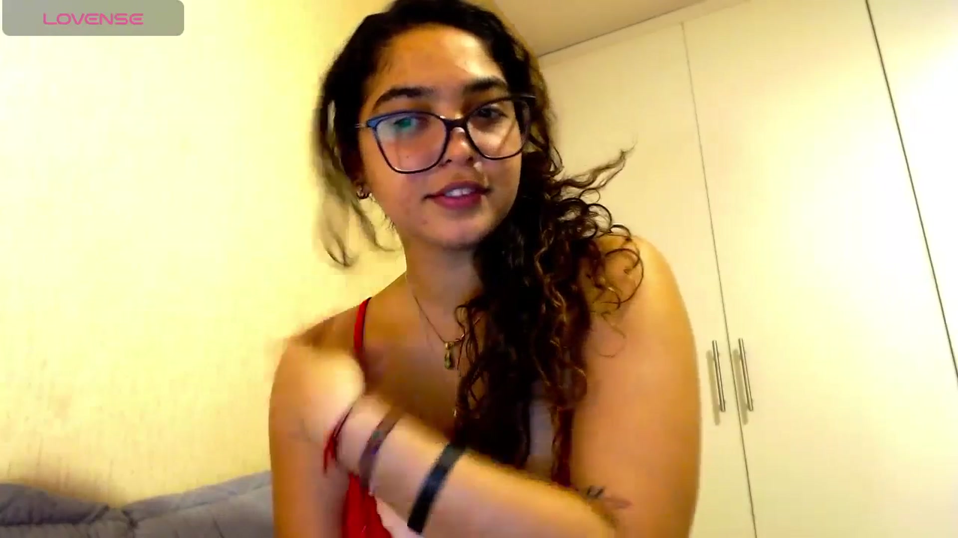Gallery image thumbnail from Ariagaleo's myfreecams stream on, 01/08/2025, 05:42 image 2 of 20