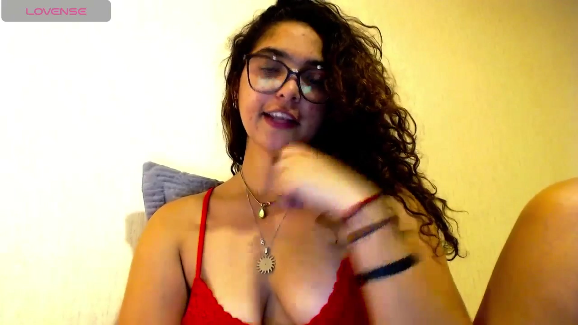 Gallery image thumbnail from Ariagaleo's myfreecams stream on, 01/08/2025, 05:42 image 14 of 20