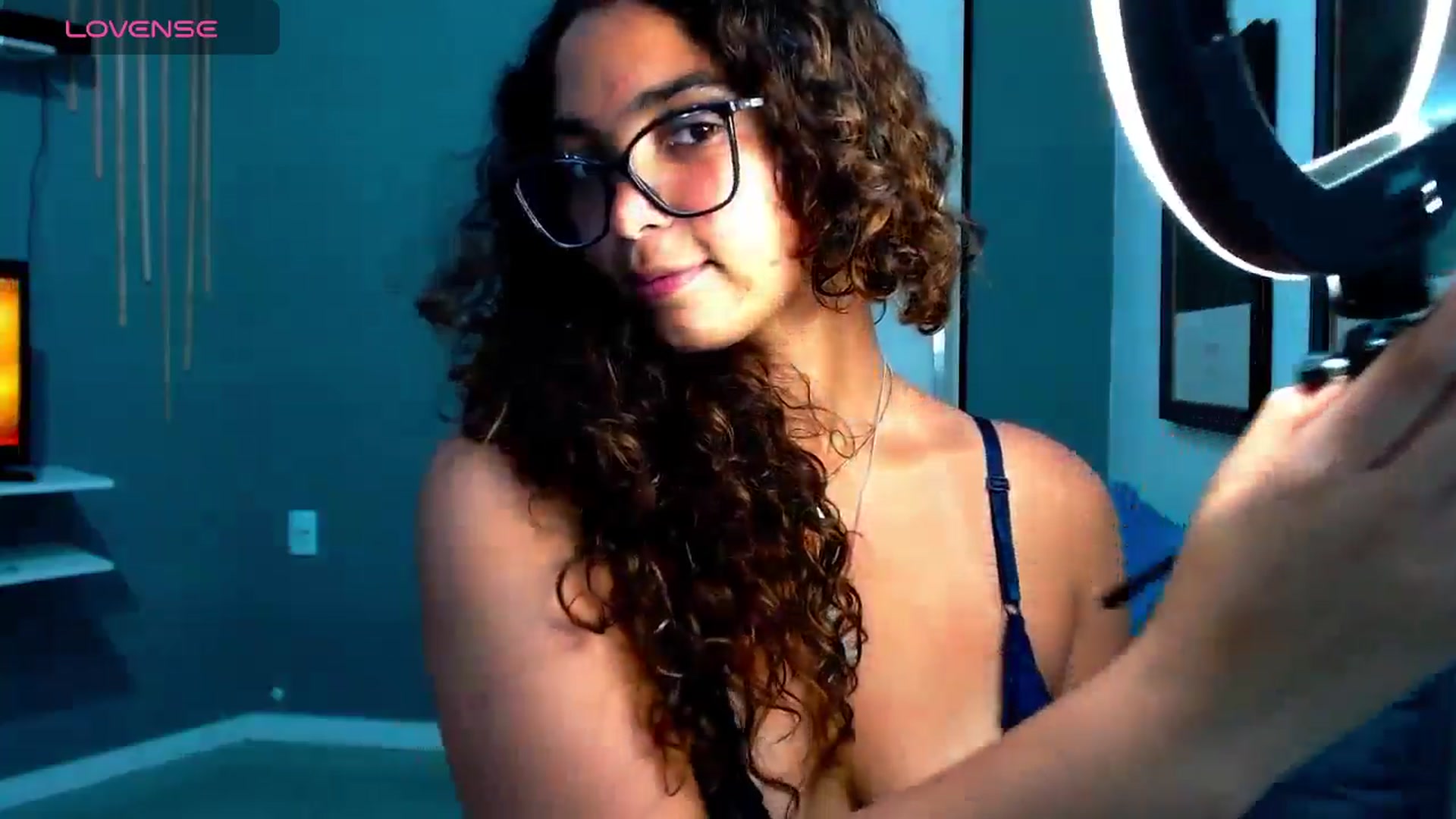 Gallery image thumbnail from Ariagaleo's myfreecams stream on, 01/14/2025, 04:36 image 2 of 20