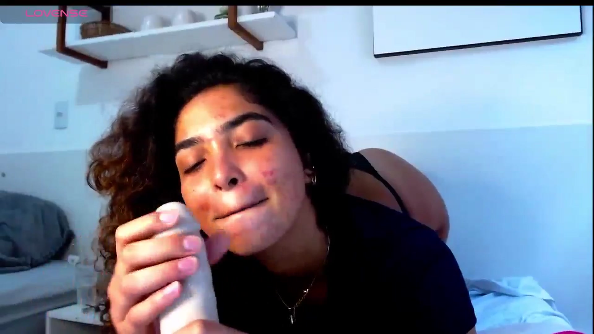 Gallery image thumbnail from Ariagaleo's myfreecams stream on, 02/03/2025, 19:53 image 3 of 20