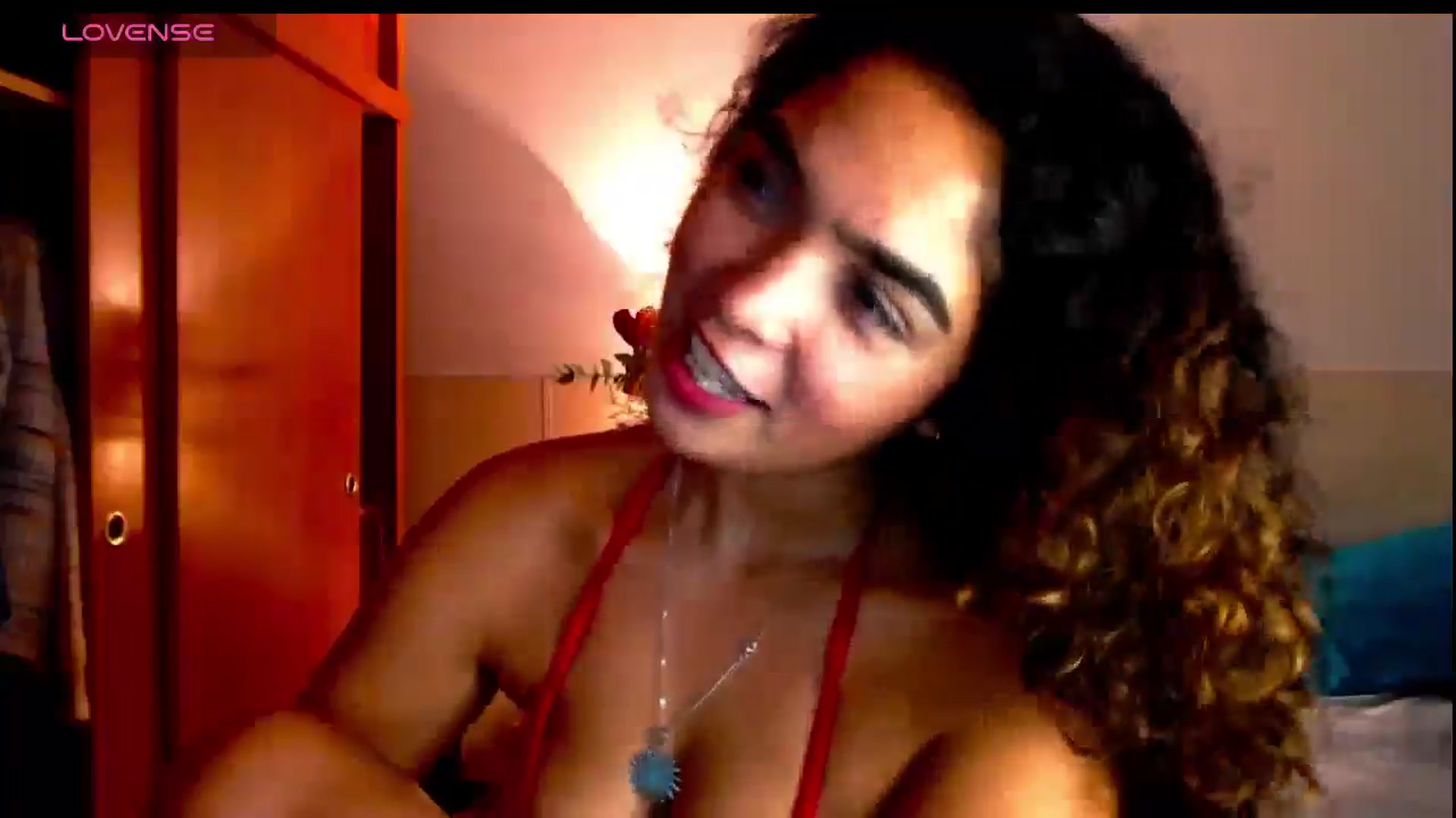 Gallery image thumbnail from Ariagaleo's myfreecams stream on, 03/05/2025, 22:44 image 10 of 20